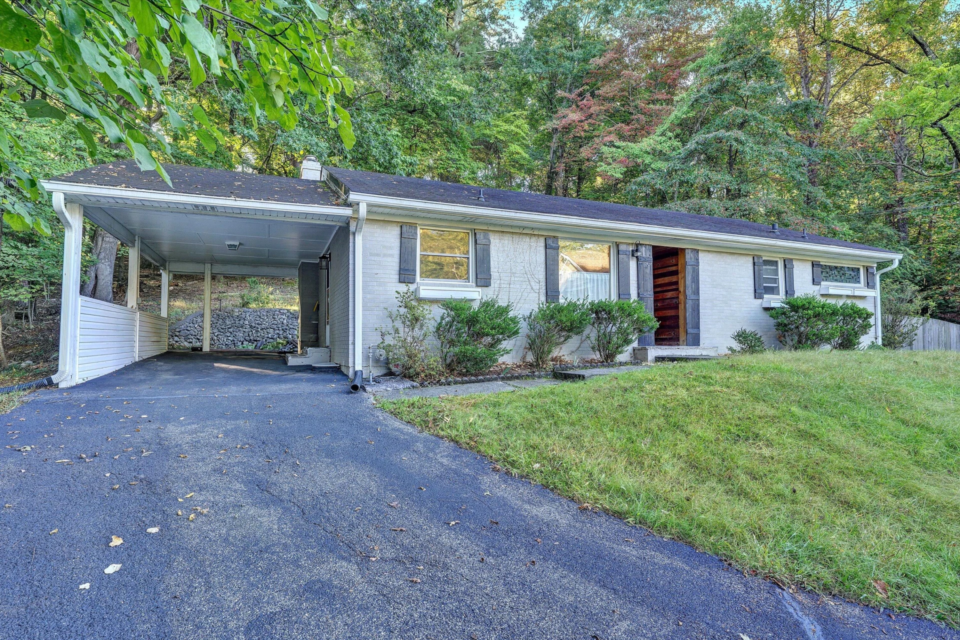 2540 Sweetbrier AVE SW - Photo 36