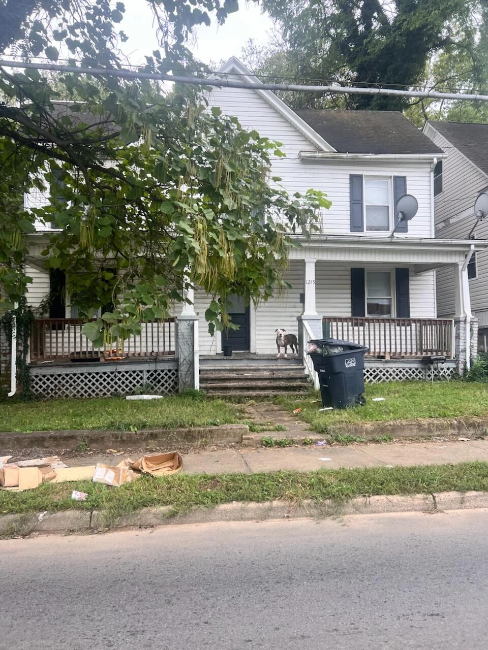 1215 Tazewell AVE SE