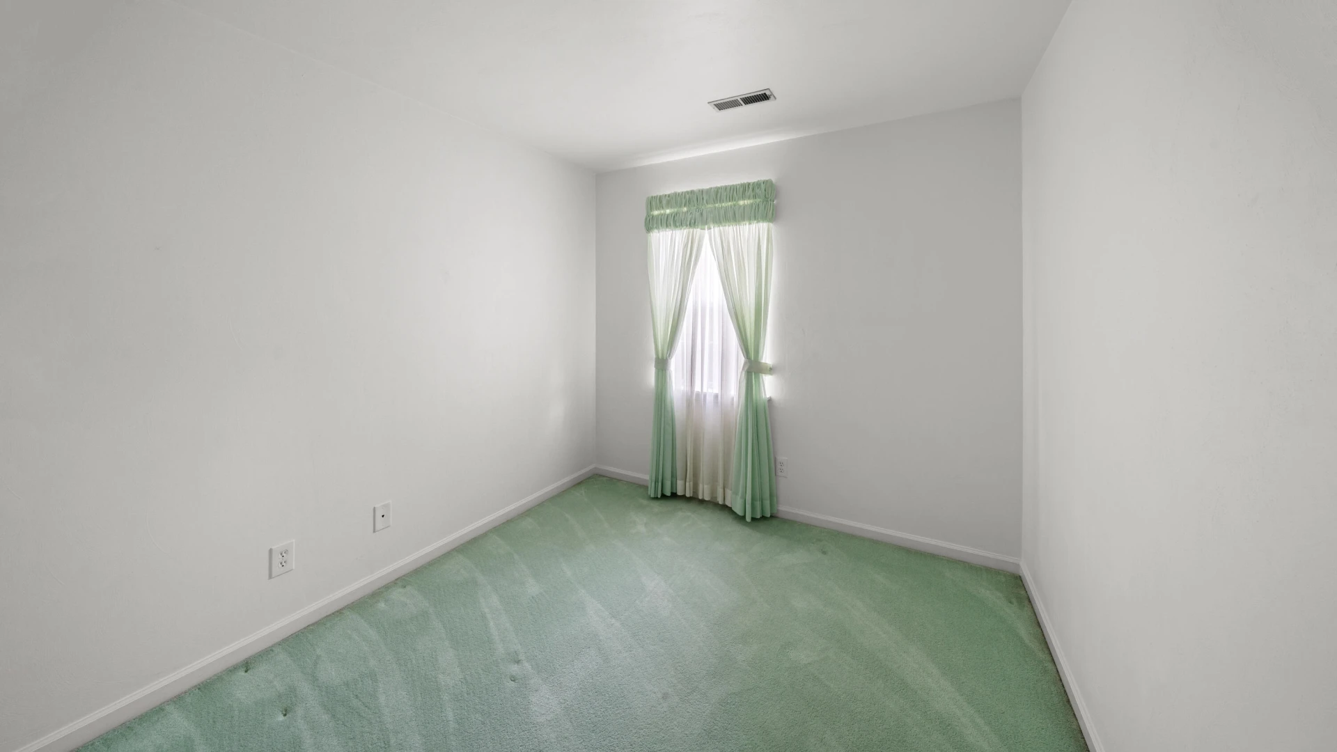 4397 Summerset DR - Photo 10