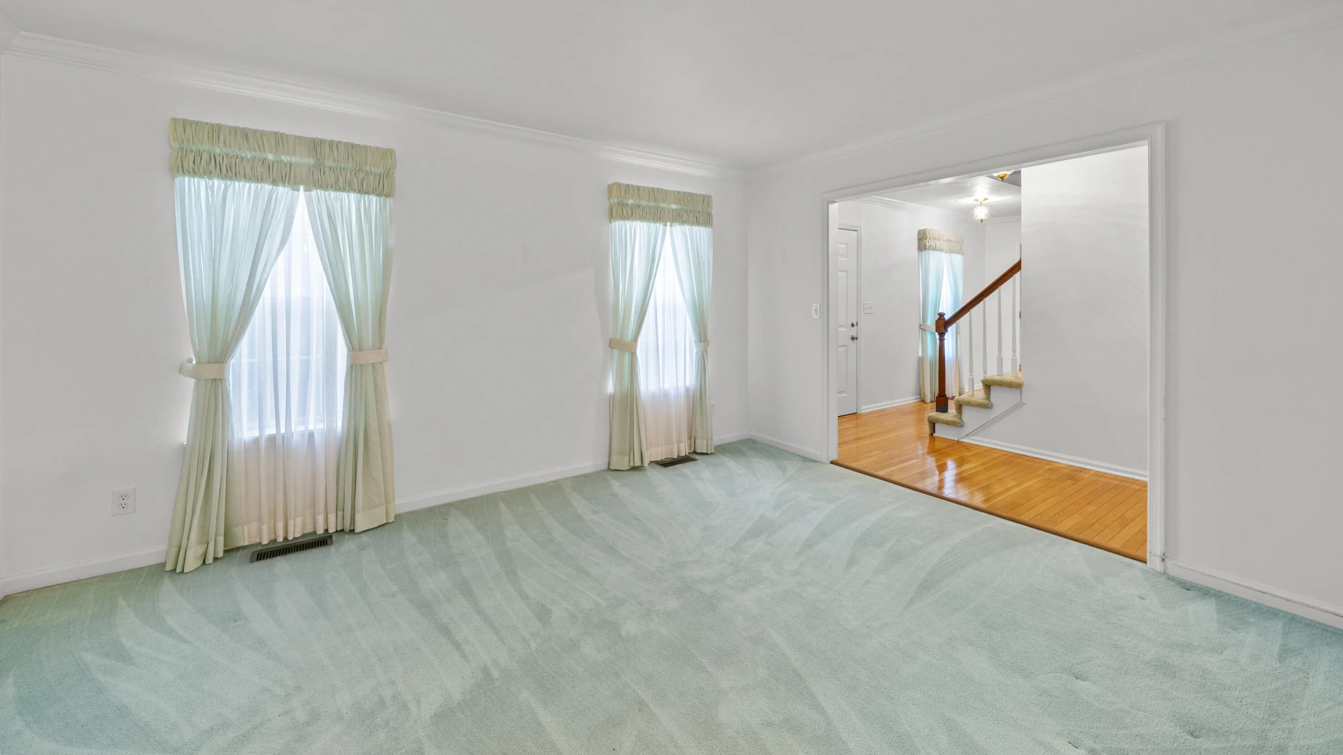 4397 Summerset DR - Photo 4