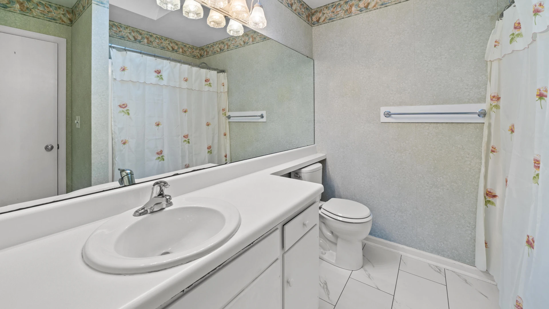 4397 Summerset DR - Photo 8