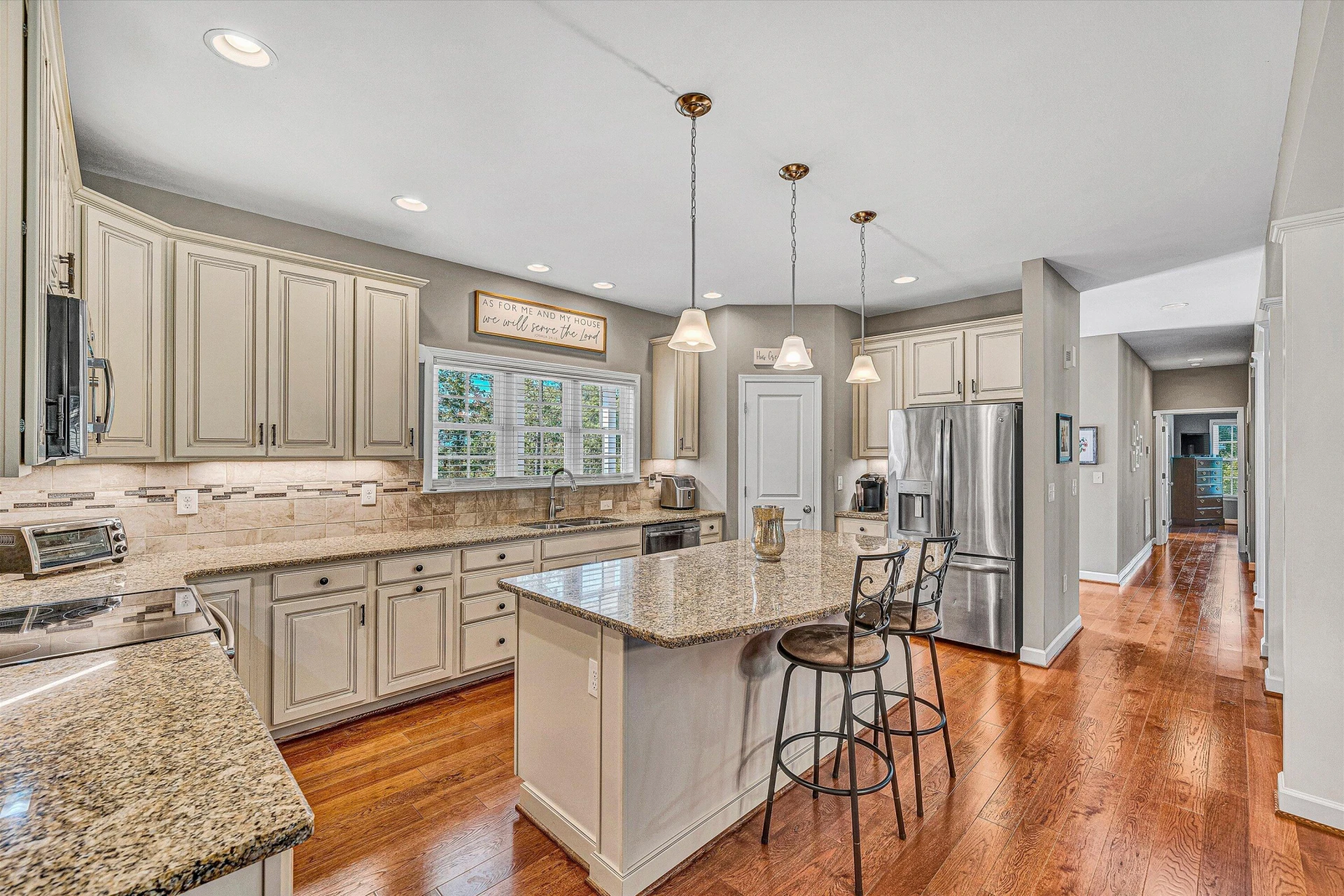 6540 Hidden Falls DR - Photo 17