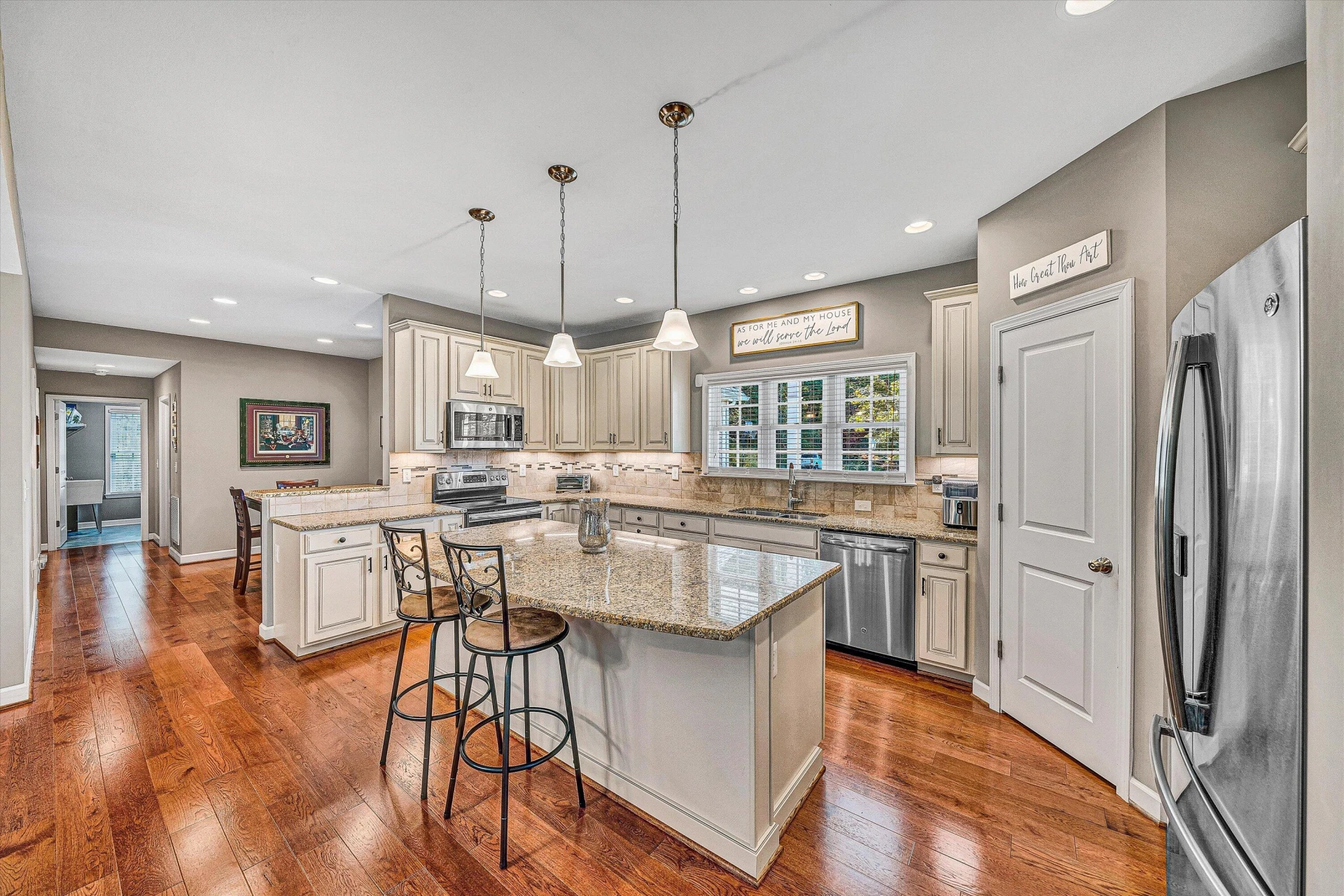 6540 Hidden Falls DR - Photo 18