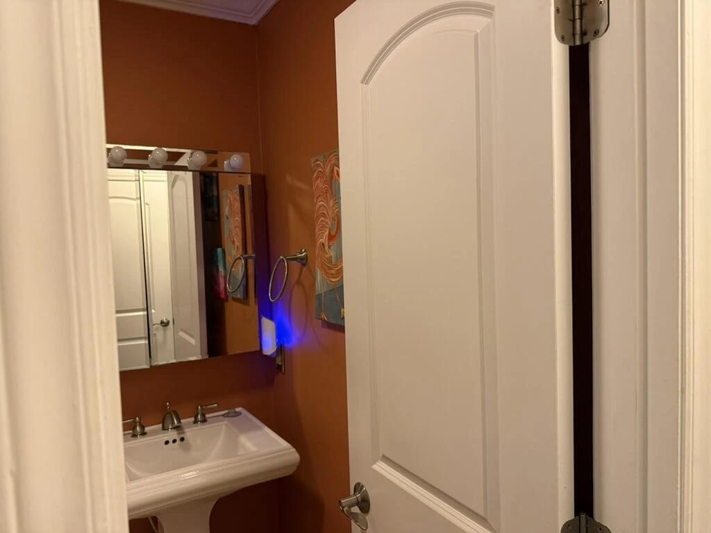 2408 Wood Gate LN - Photo 17