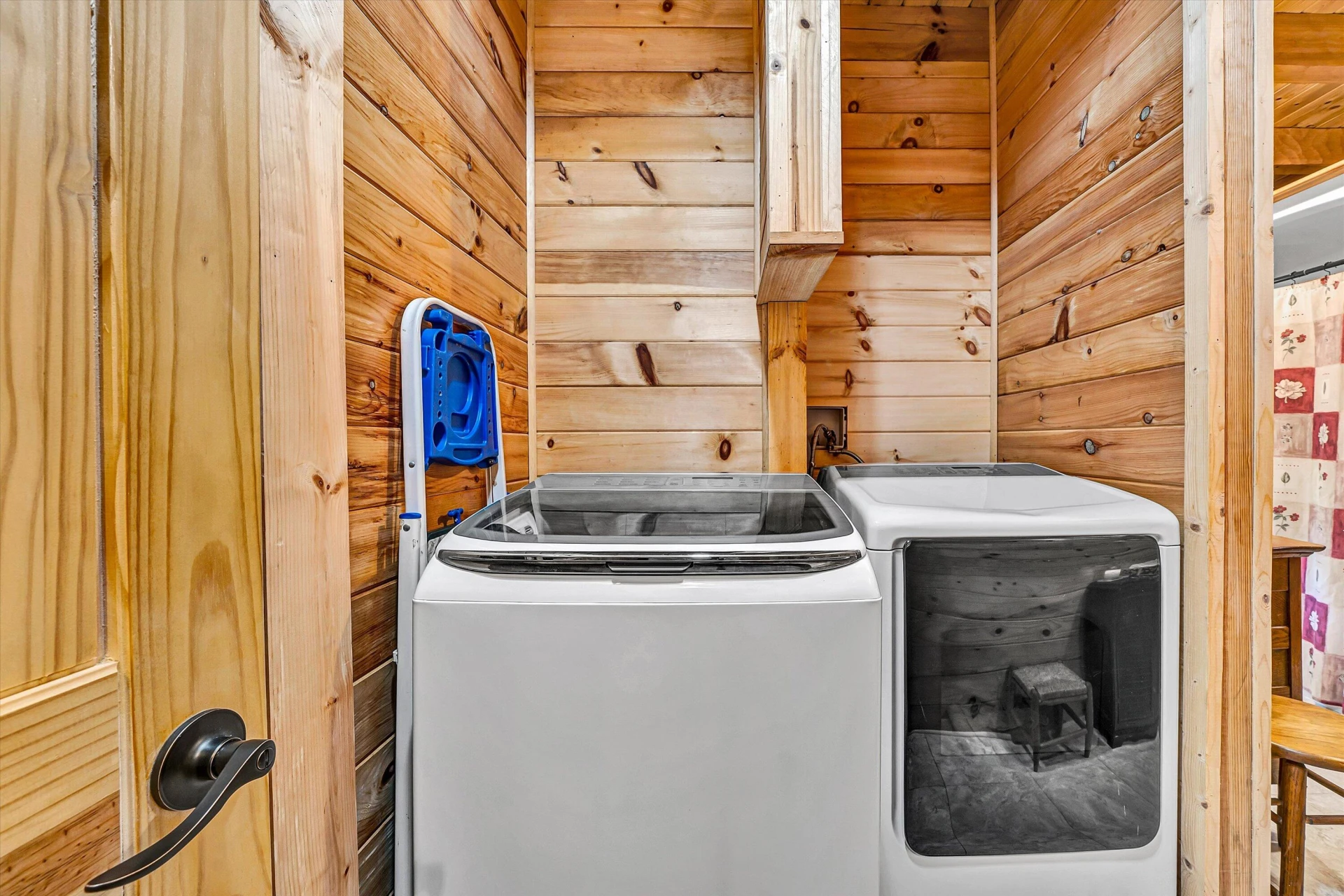 7415 Wheats Valley RD - Photo 32