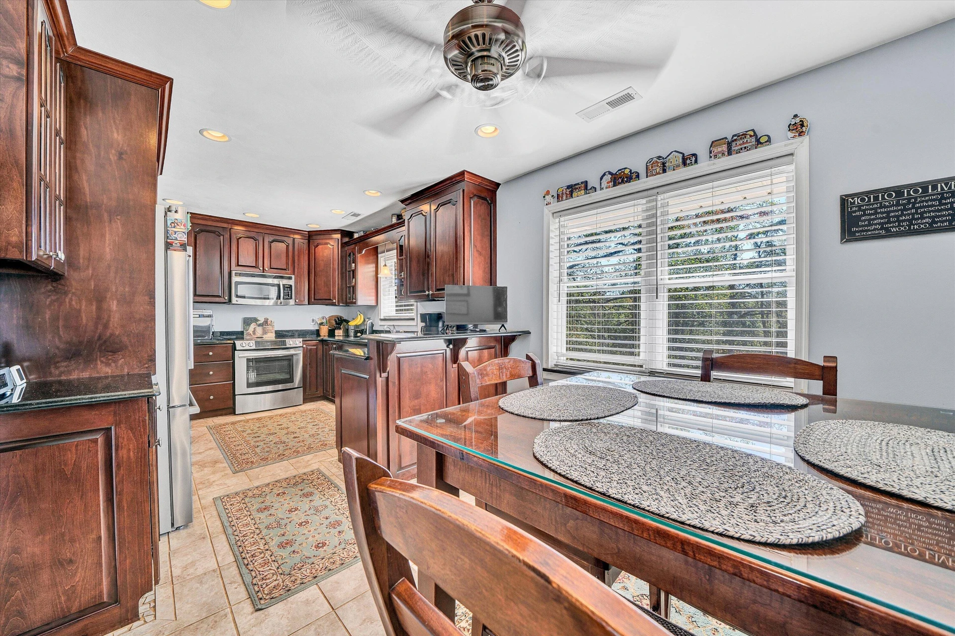 11713 Hardy RD - Photo 10
