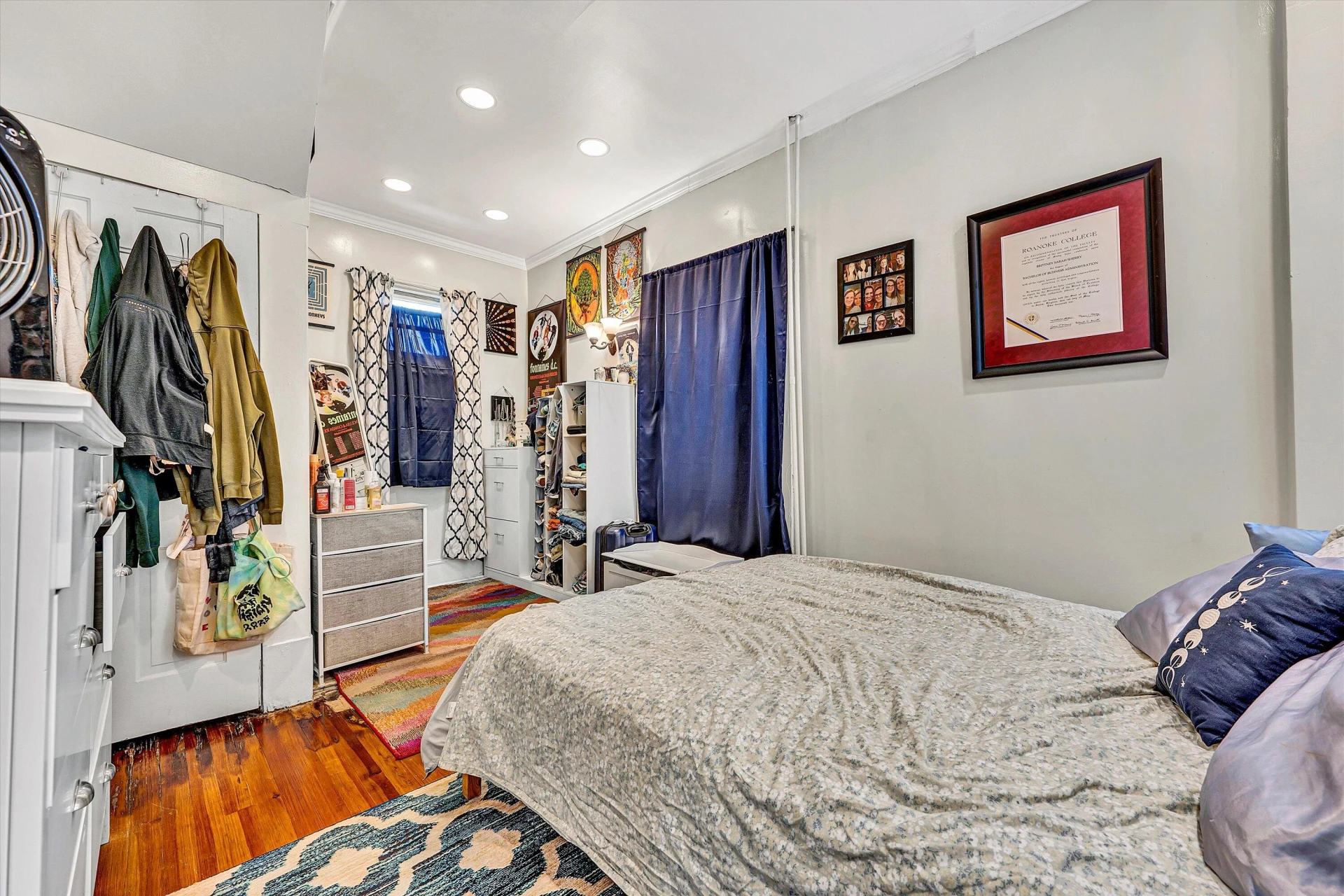 379 Walnut AVE SW - Photo 29