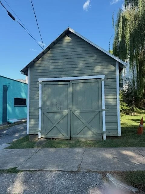 379 Walnut AVE SW - Photo 61