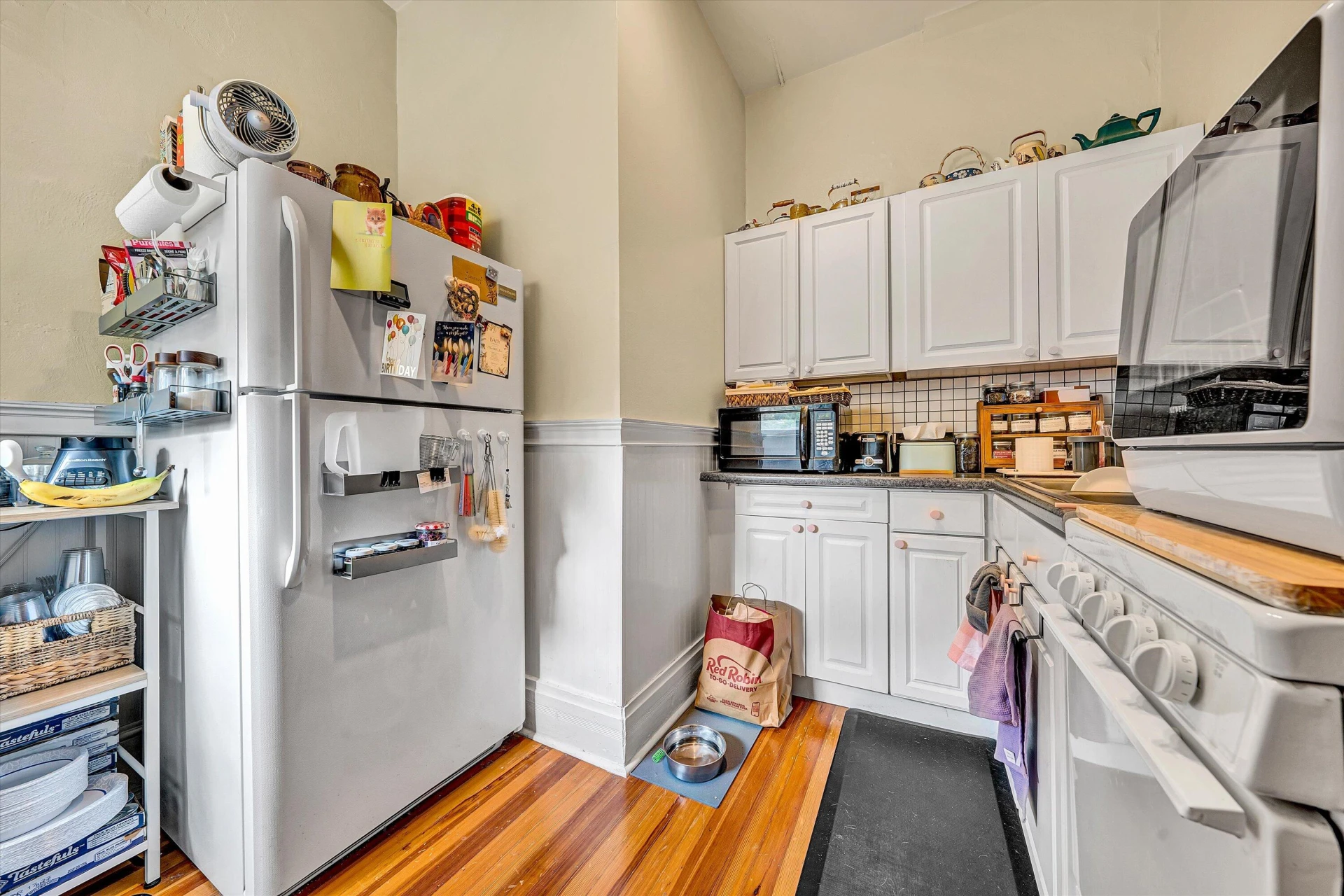 379 Walnut AVE SW - Photo 12