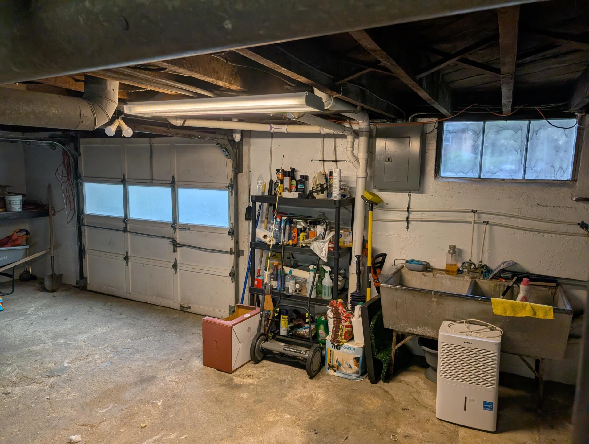 2221 W Main ST - Photo 17