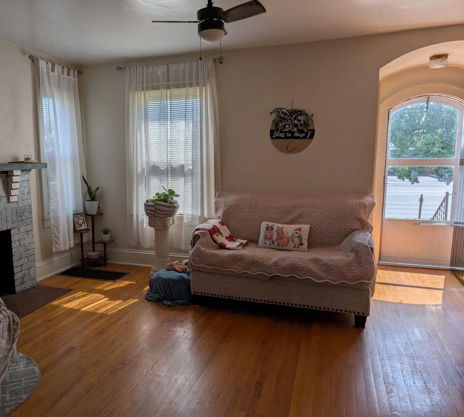 2221 W Main ST - Photo 8