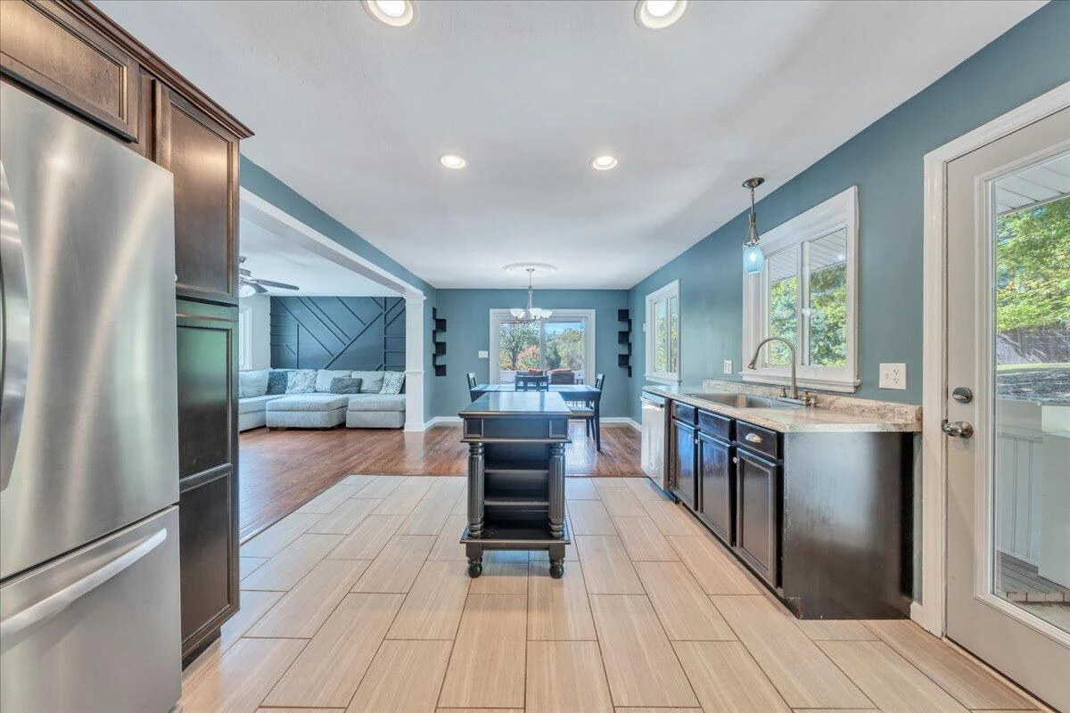 2801 Edgewood ST SW - Photo 15