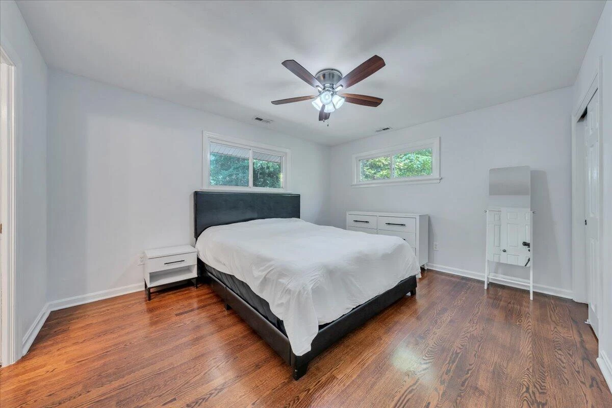 2801 Edgewood ST SW - Photo 18