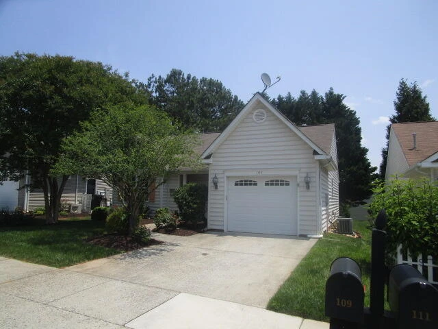 109 Legacy Oaks PL - Photo 5