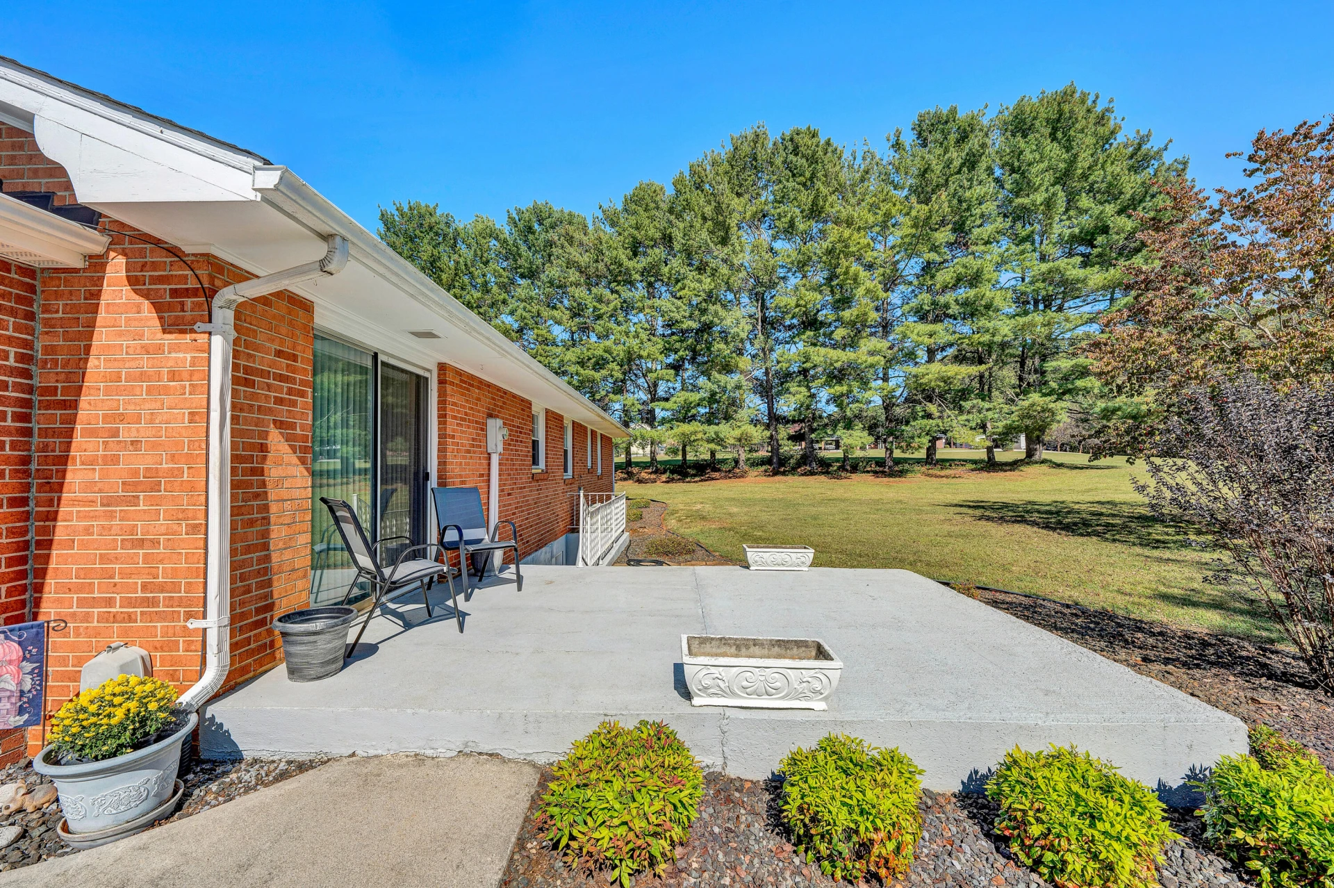 250 Taylors RD - Photo 31