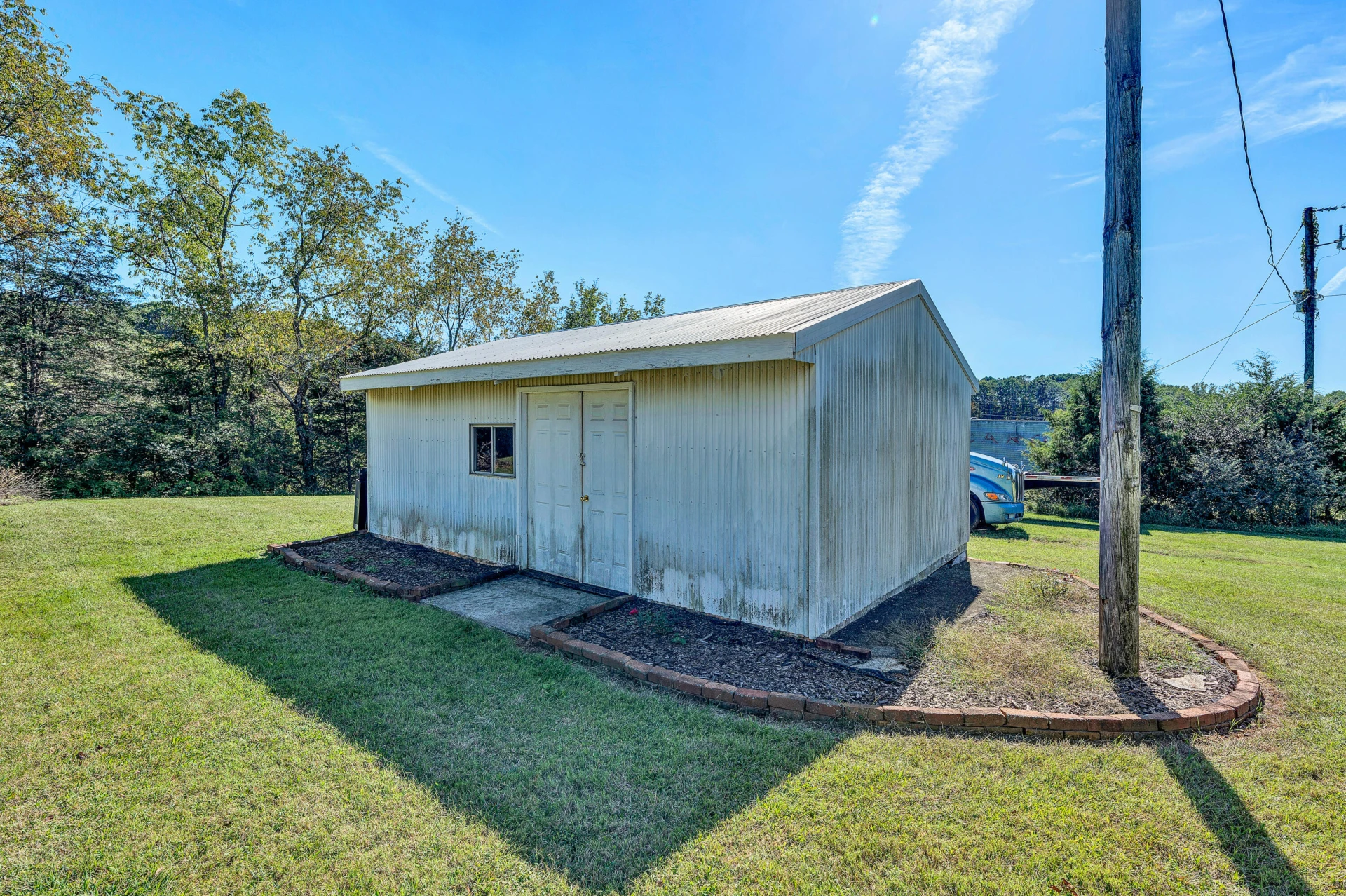 250 Taylors RD - Photo 36