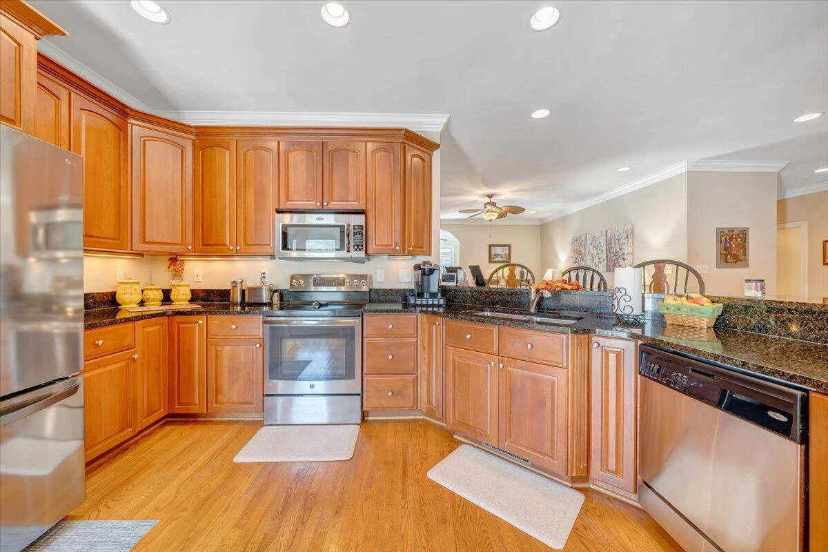 52 Pondview CT - Photo 41