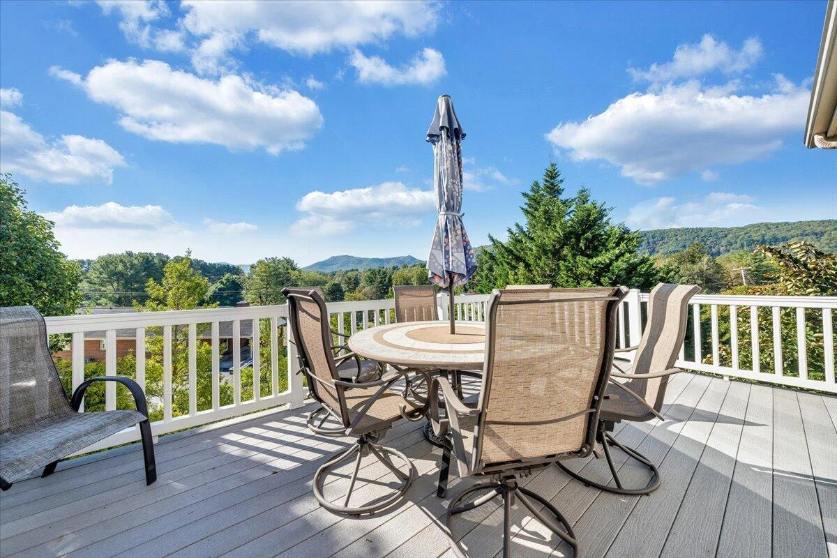 52 Pondview CT - Photo 48