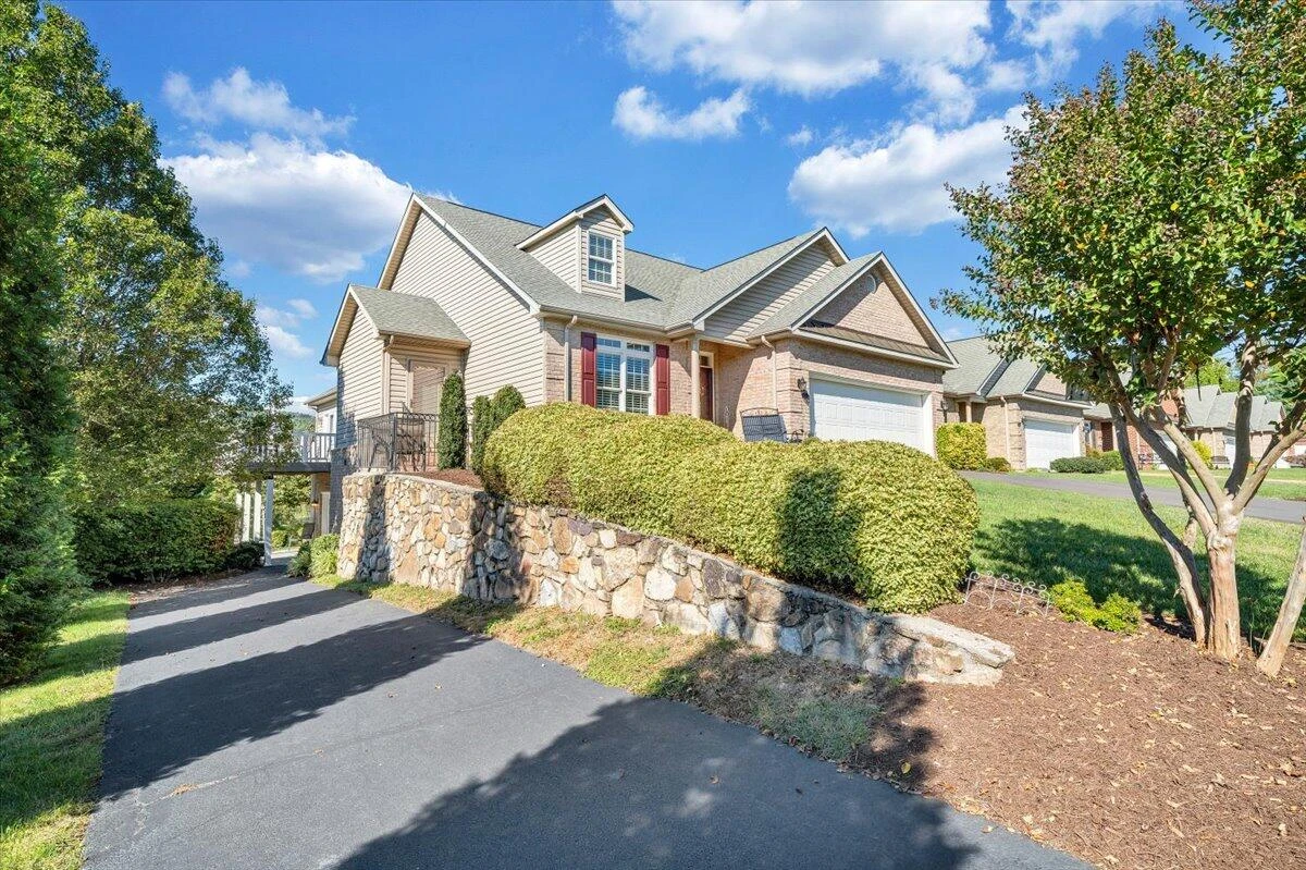 52 Pondview CT - Photo 62