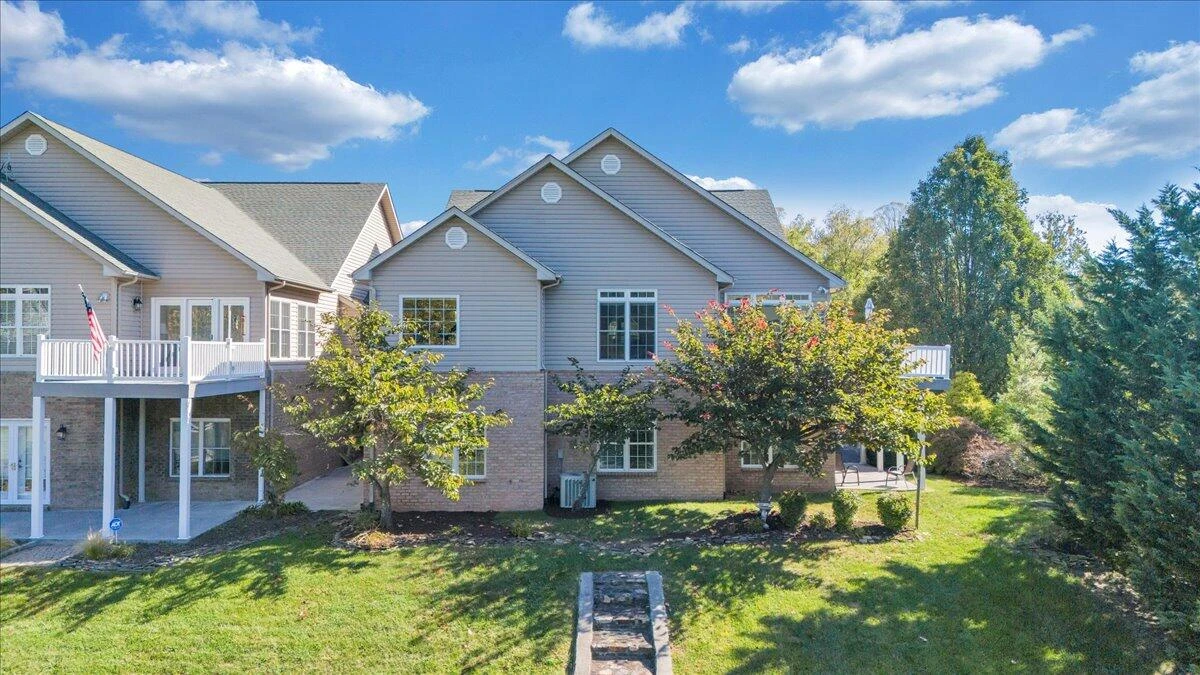 52 Pondview CT - Photo 66