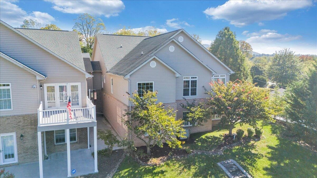 52 Pondview CT - Photo 68