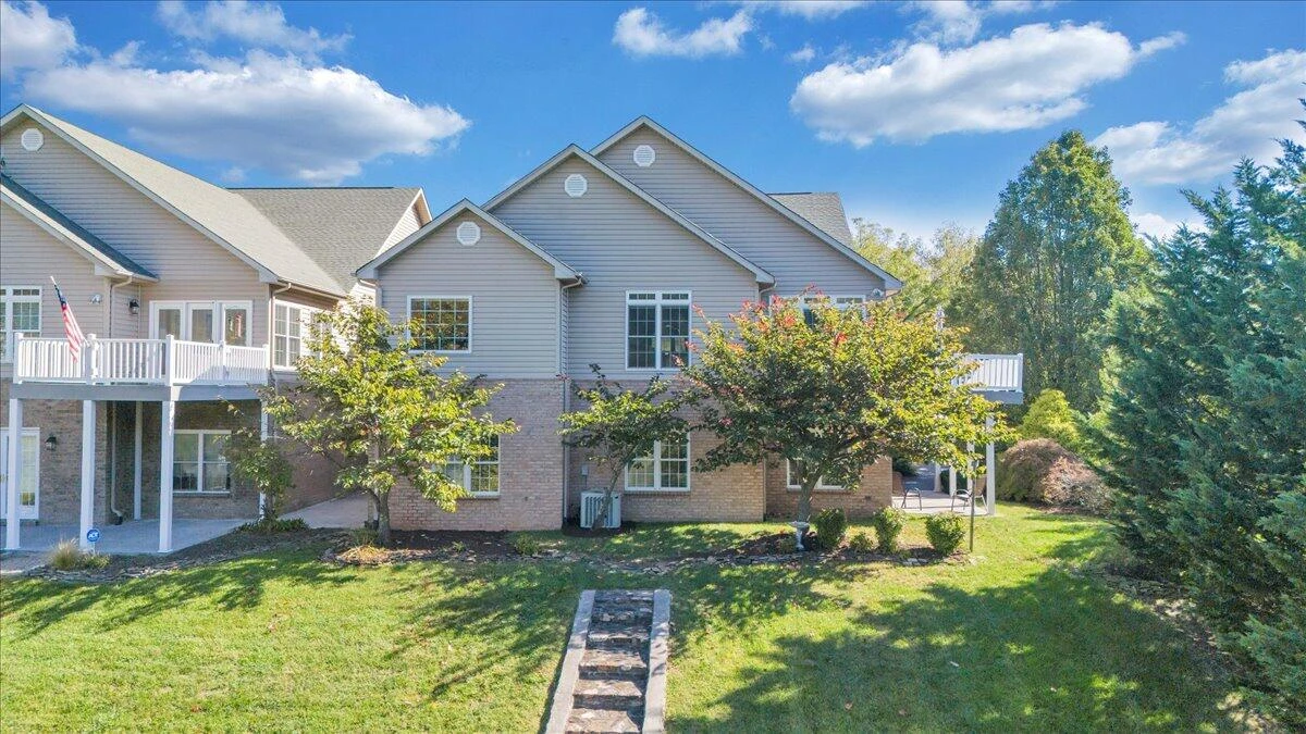 52 Pondview CT - Photo 74