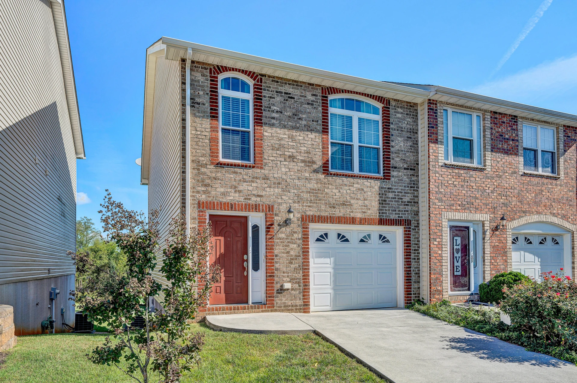 867 Walhalla CT