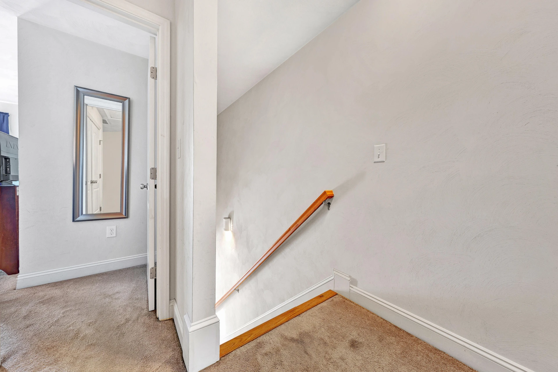 867 Walhalla CT - Photo 13