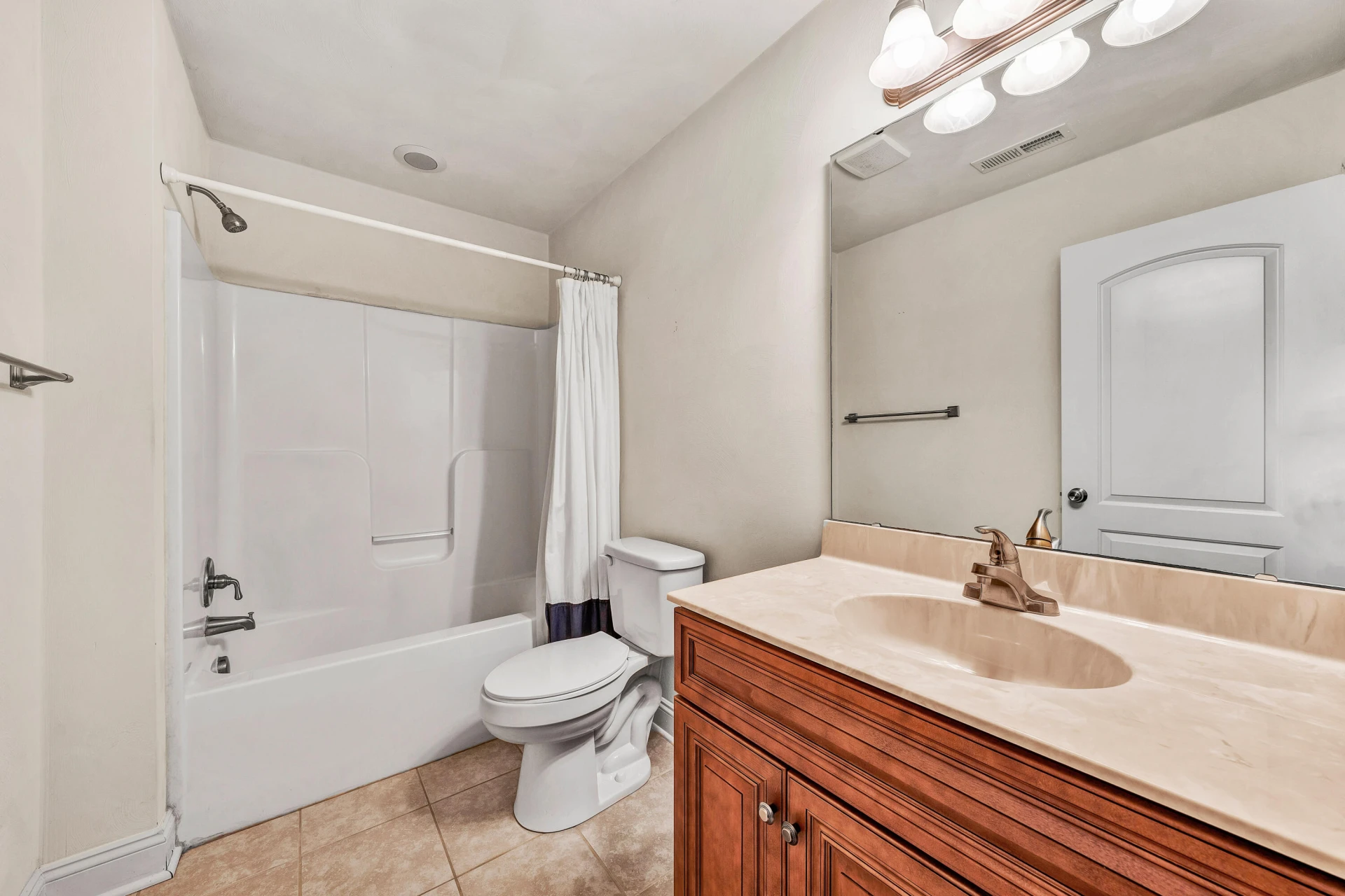 867 Walhalla CT - Photo 19