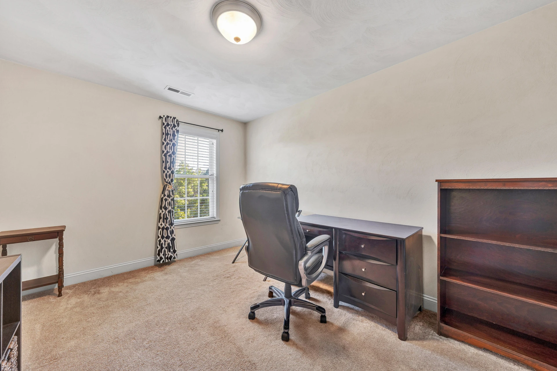 867 Walhalla CT - Photo 20