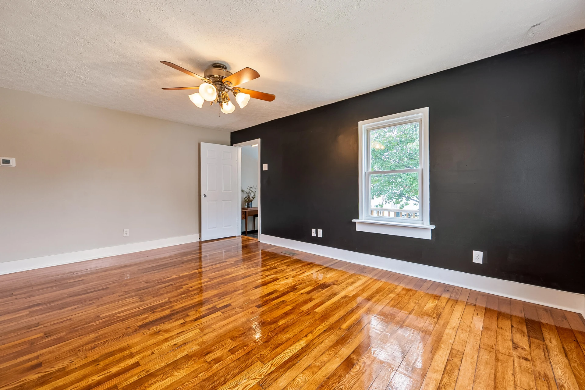 306 Lester ST - Photo 11