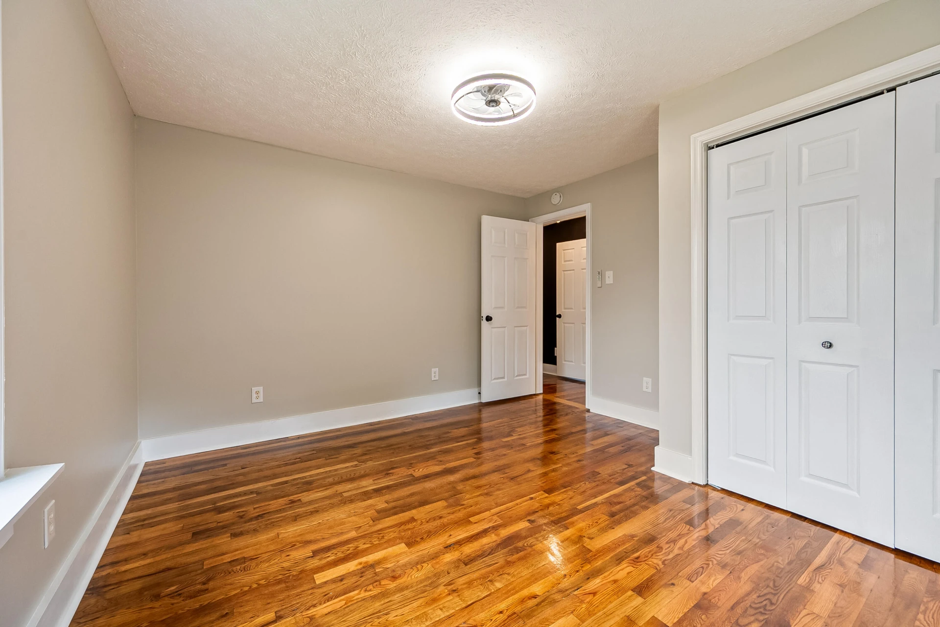 306 Lester ST - Photo 23