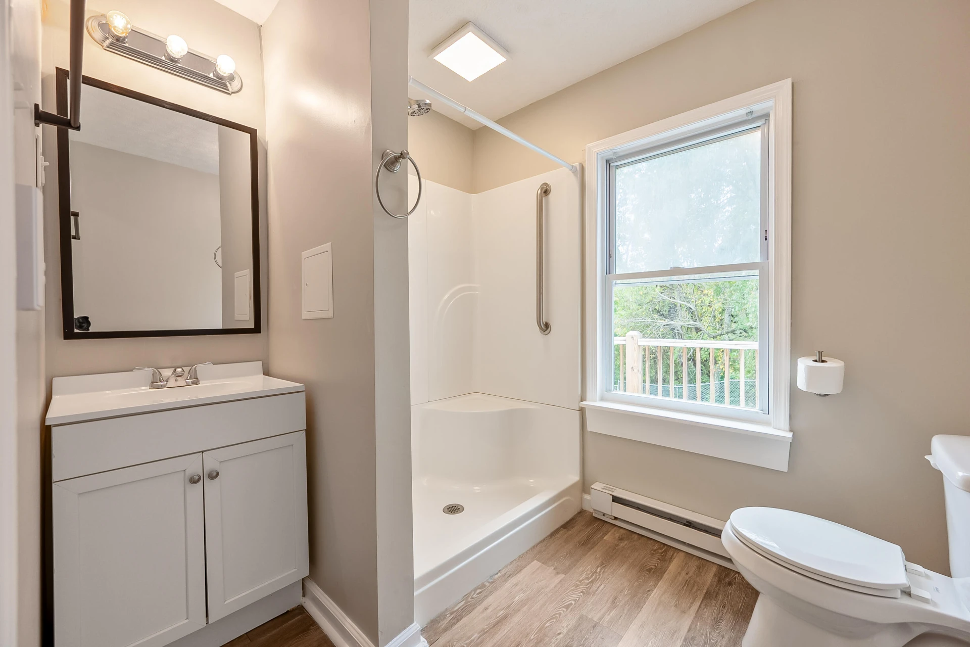 306 Lester ST - Photo 28