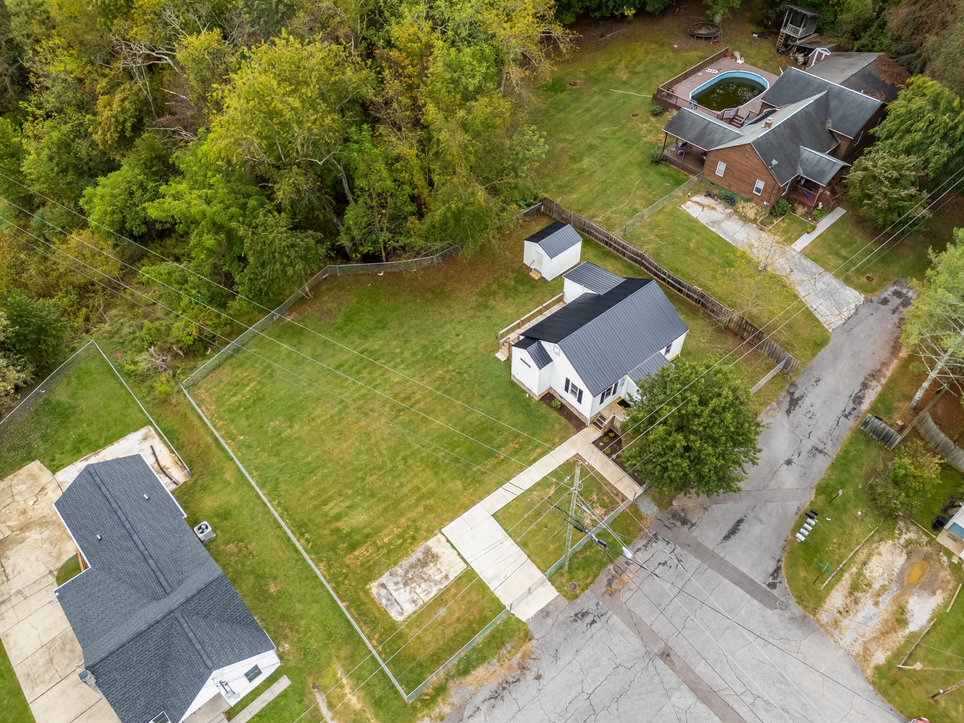 306 Lester ST - Photo 48