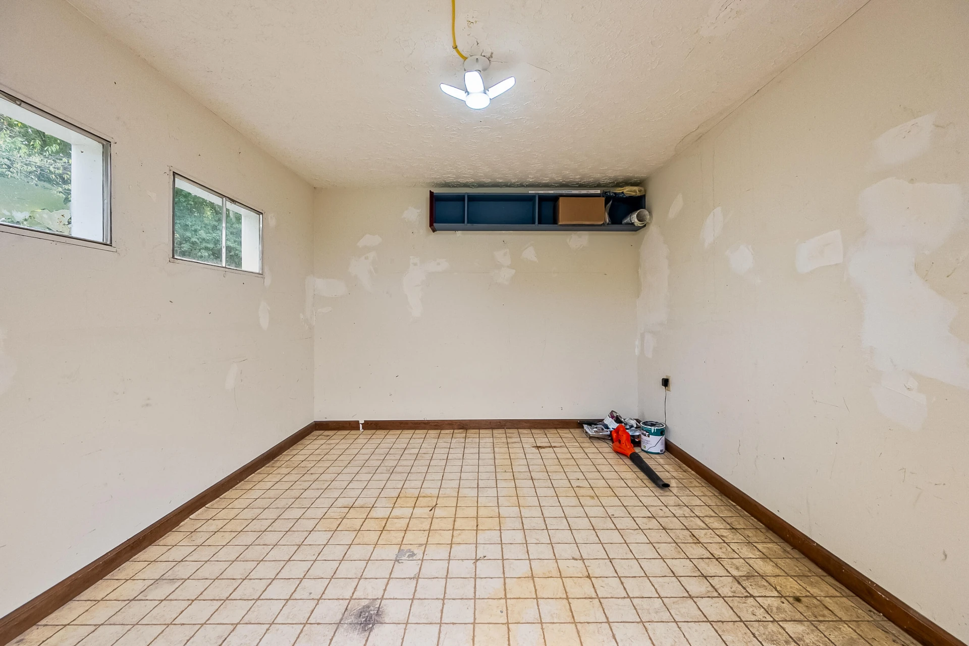 306 Lester ST - Photo 50