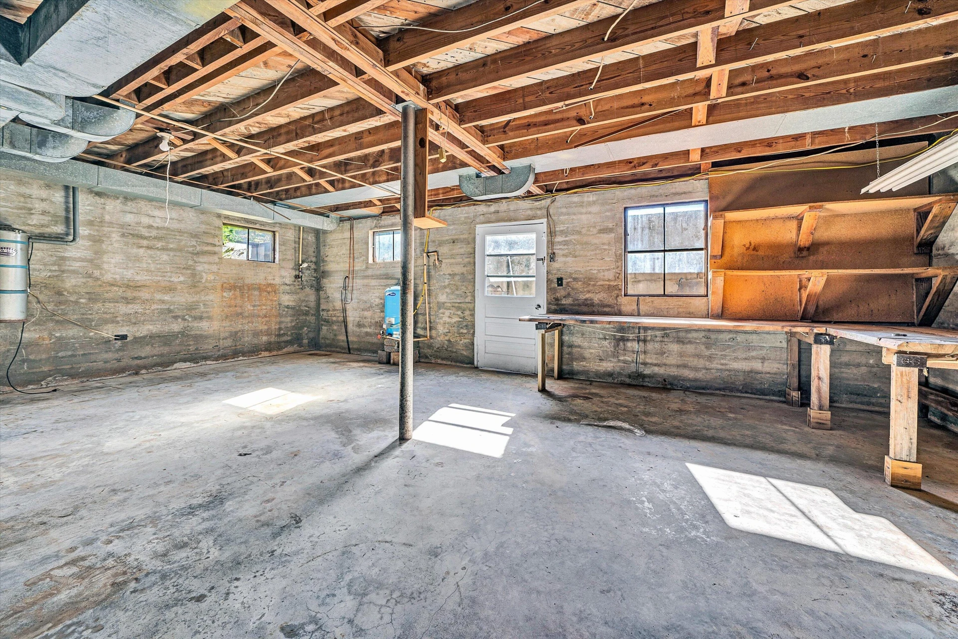 1933 Stones Dairy RD - Photo 17
