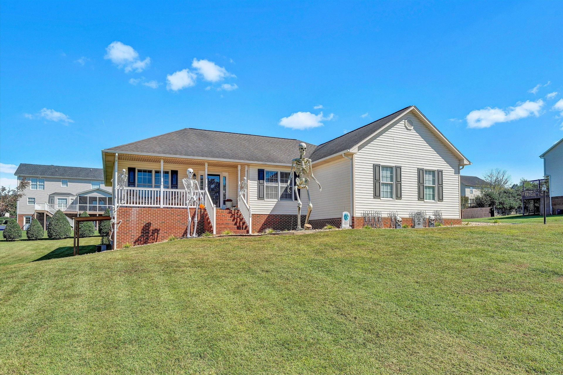 120 Eagle Ridge RD