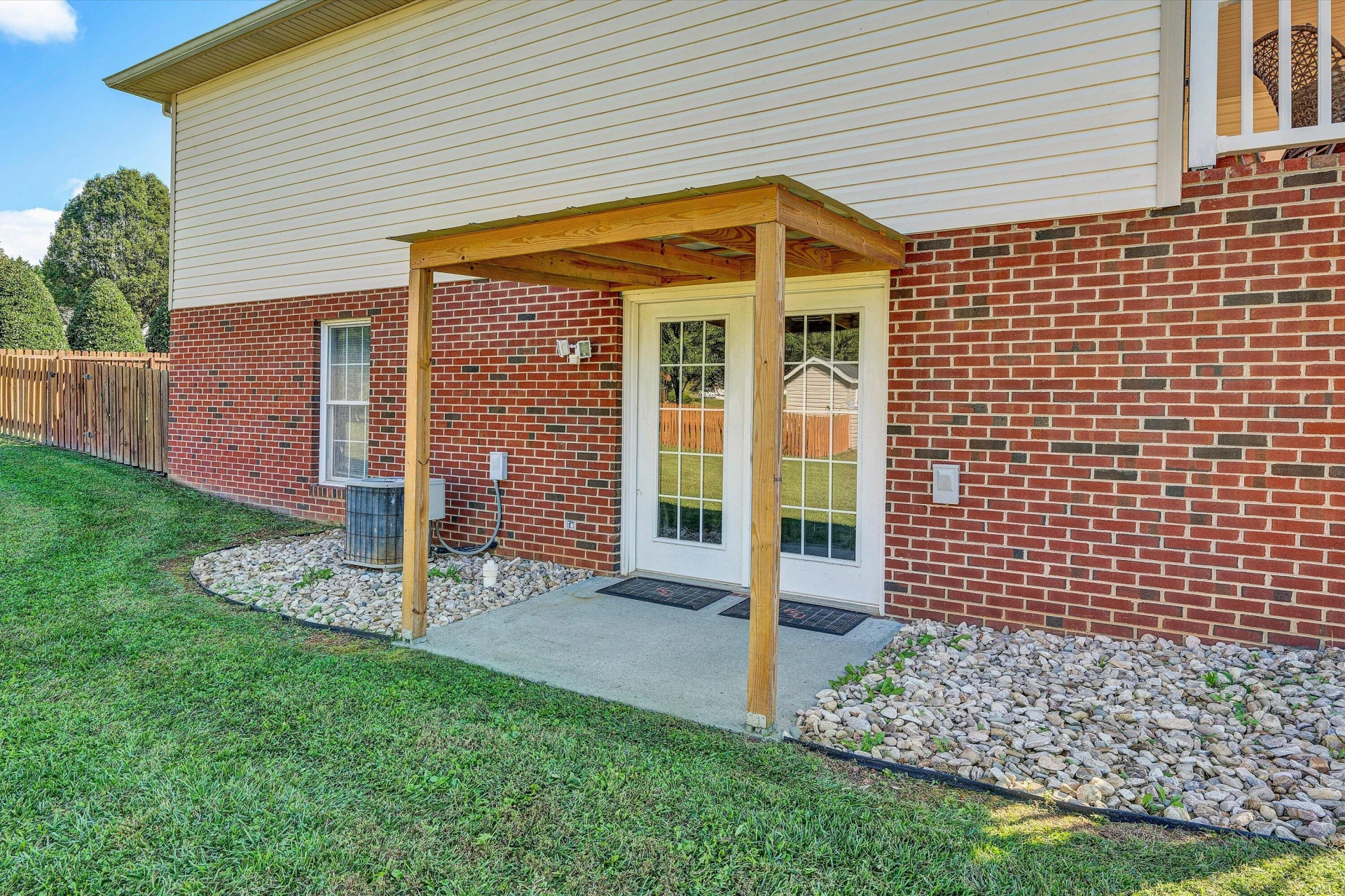 120 Eagle Ridge RD - Photo 4