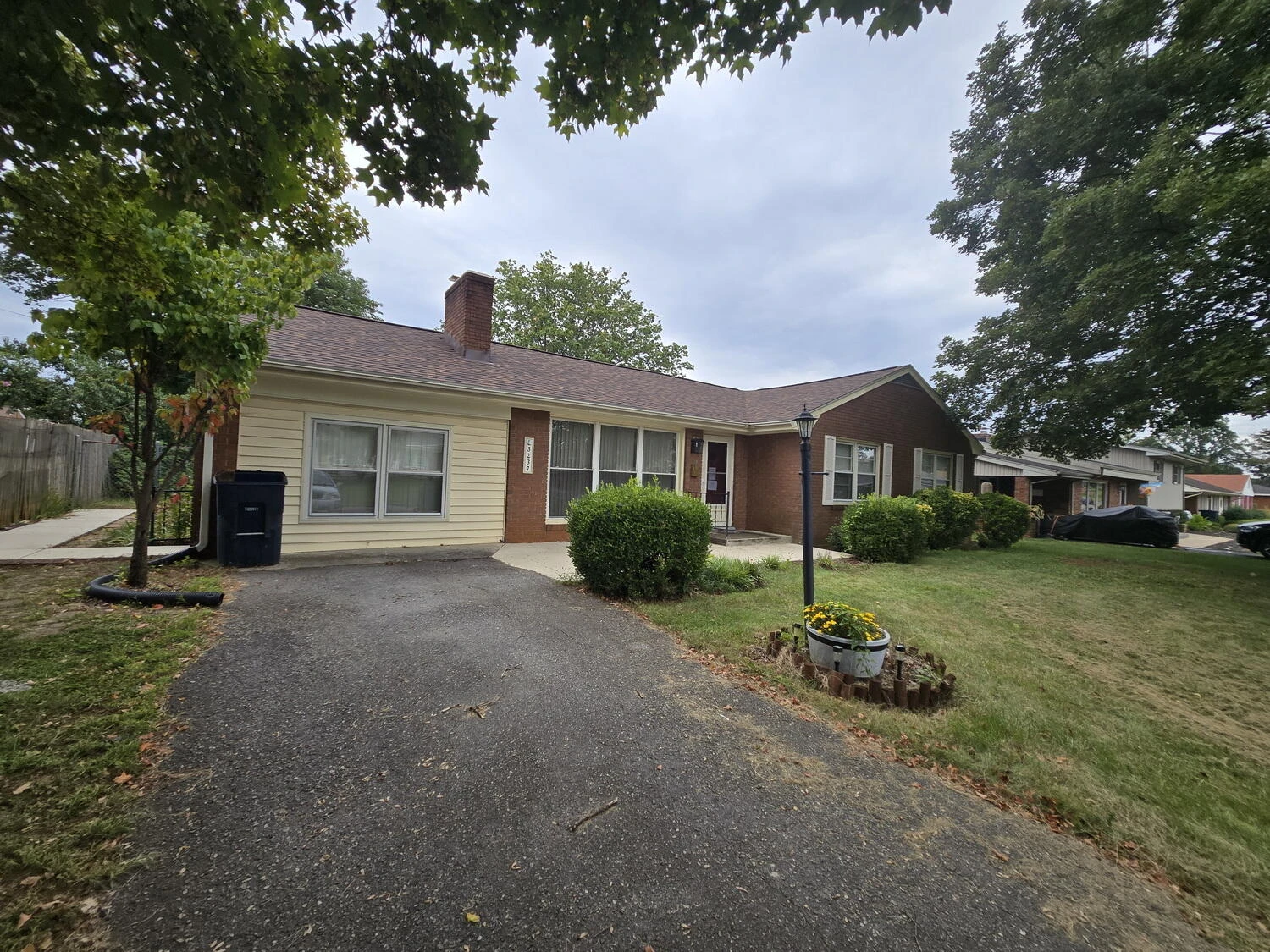 3237 Christian AVE NW