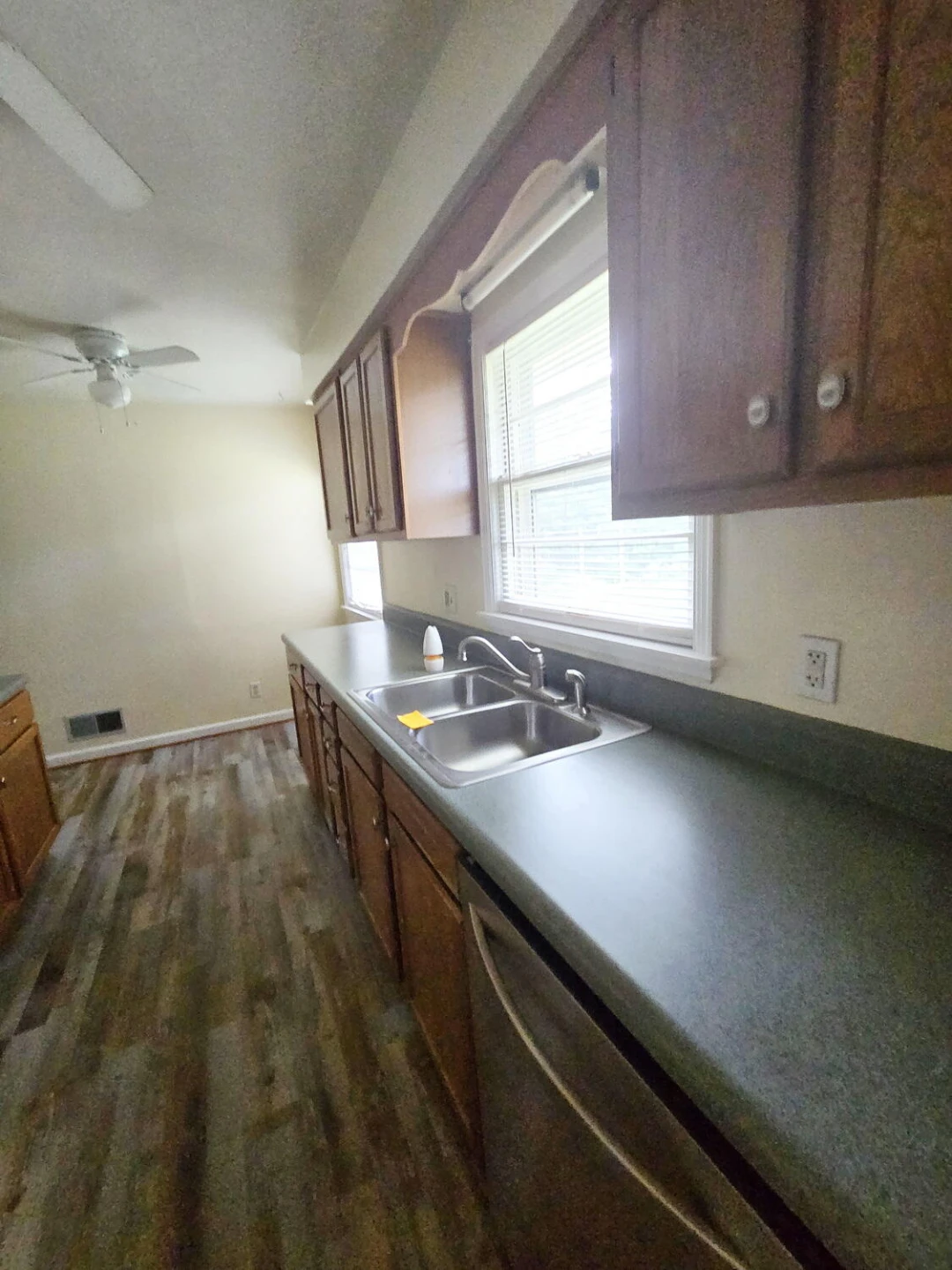 3237 Christian AVE NW - Photo 4