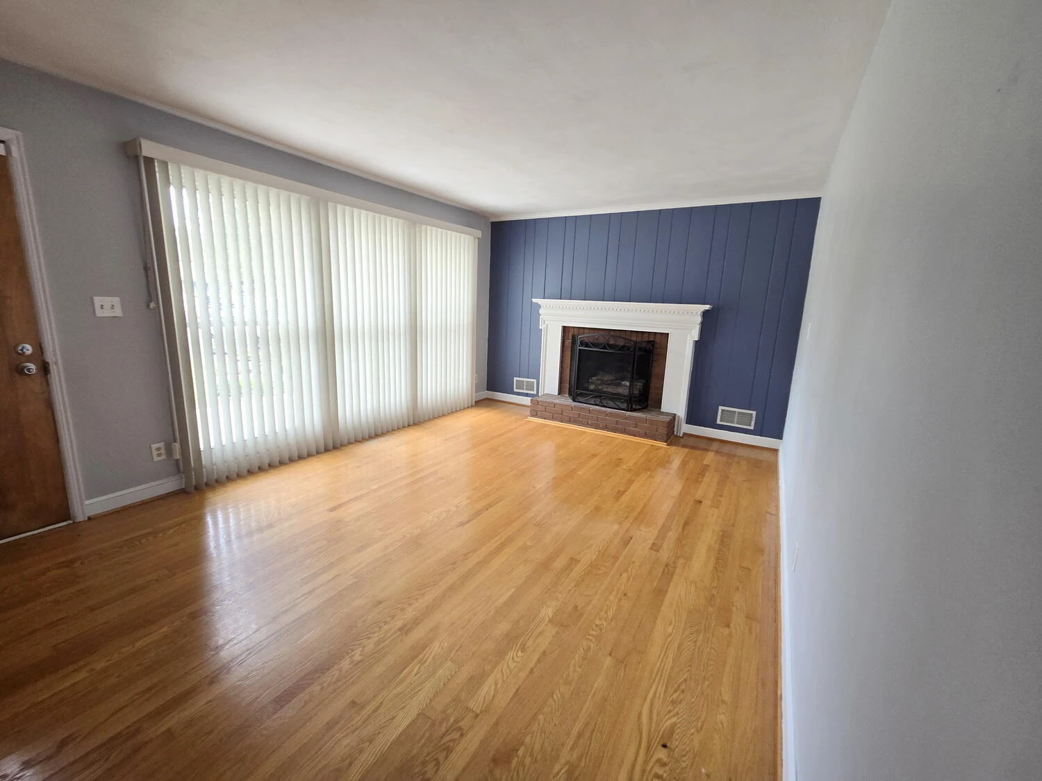3237 Christian AVE NW - Photo 6