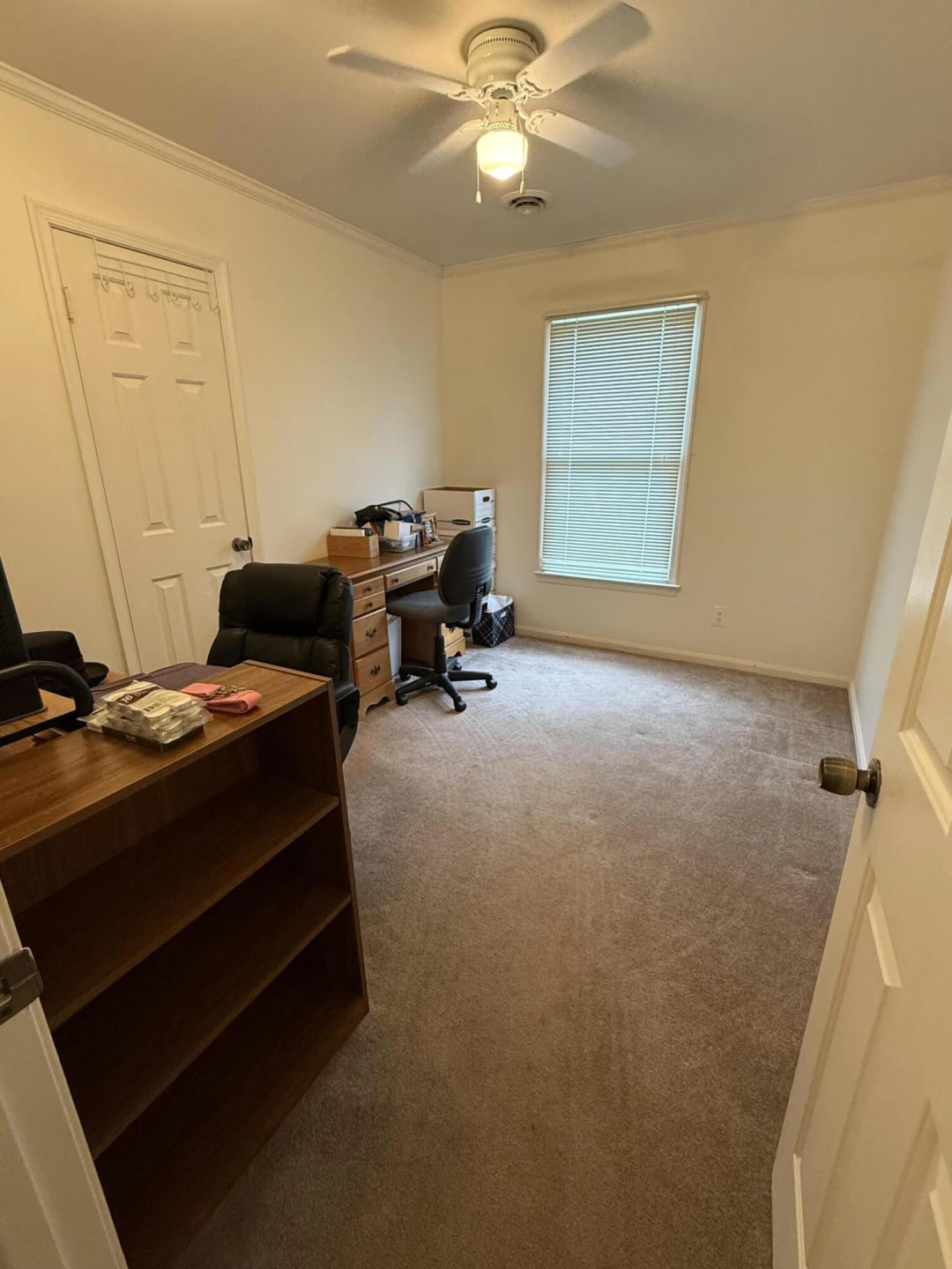 1111 Stratford DR - Photo 31