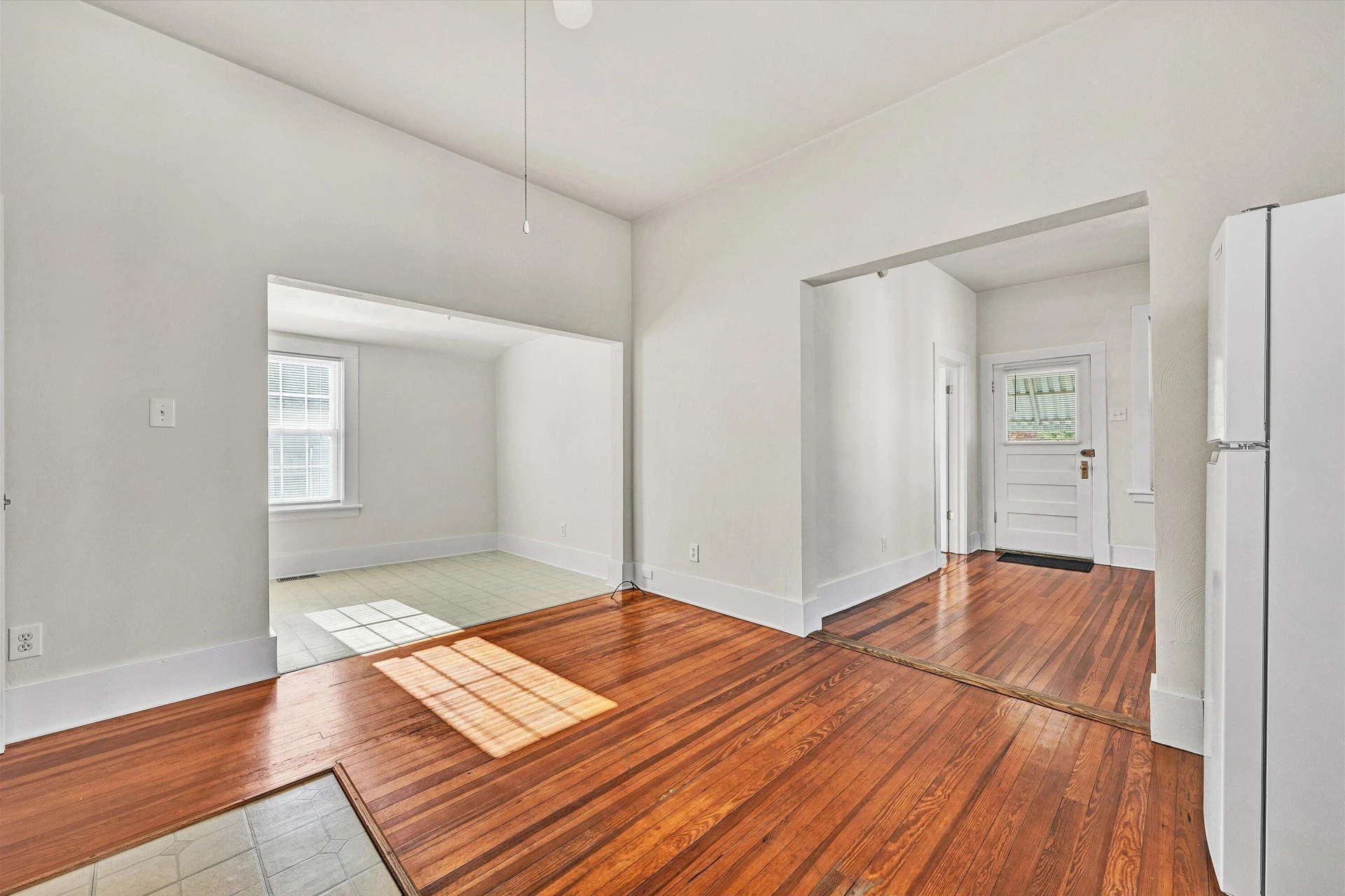 410 N Blair ST - Photo 15