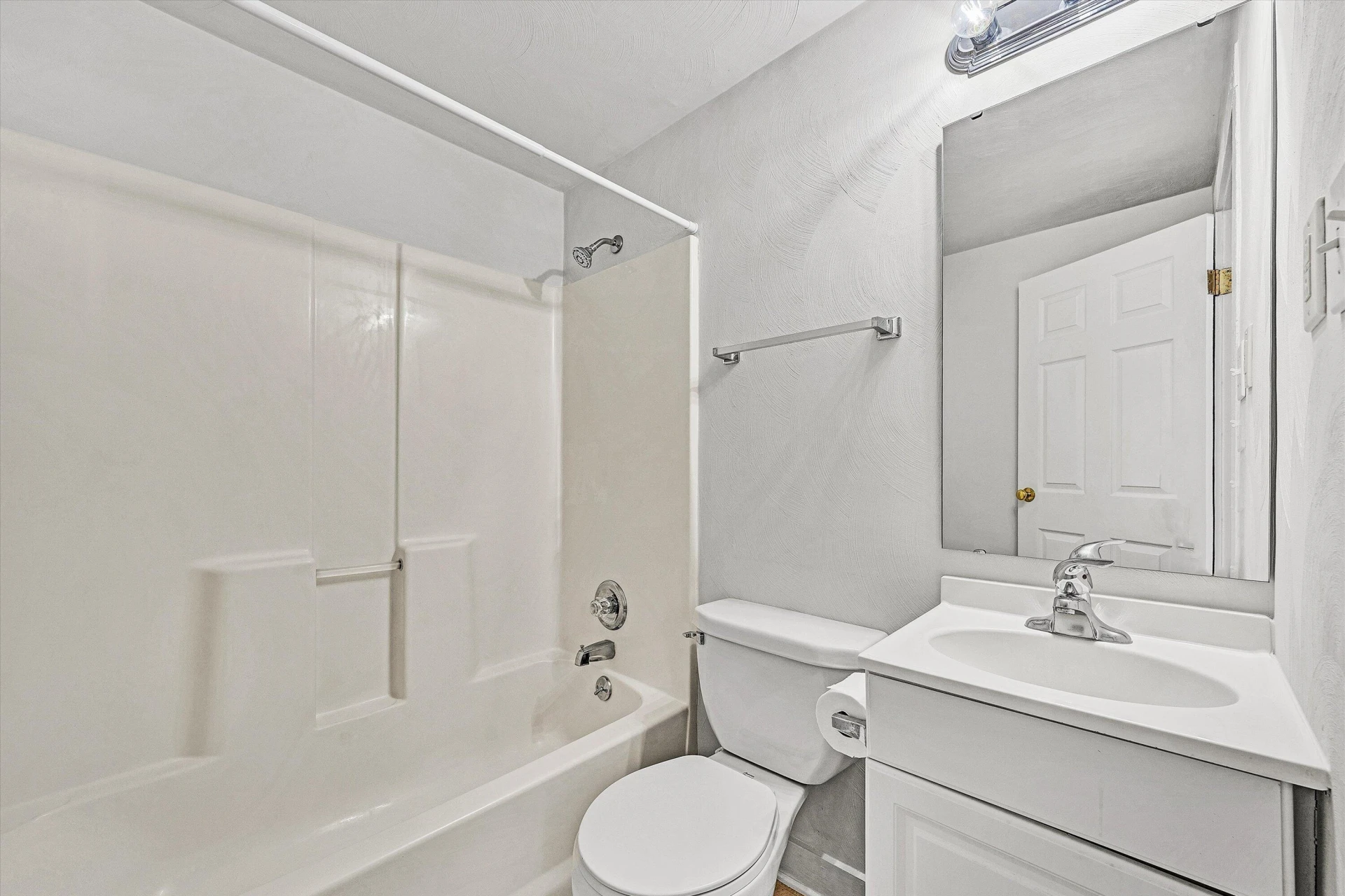 410 N Blair ST - Photo 20