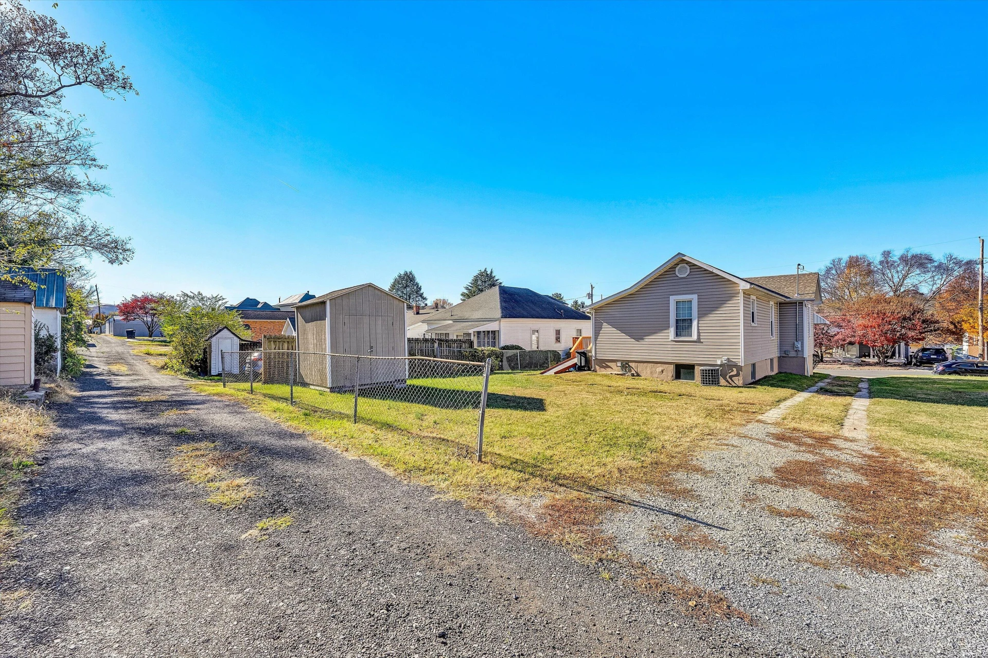 410 N Blair ST - Photo 35