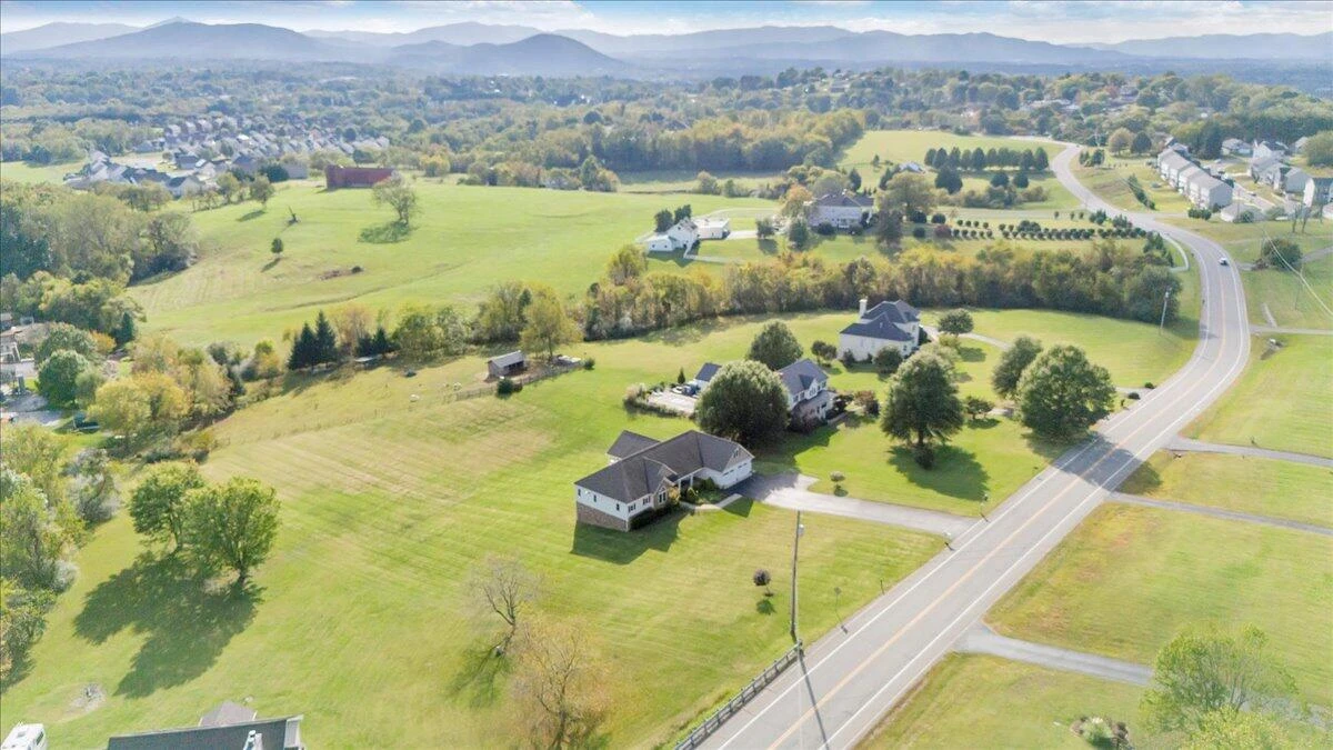 1989 Mountain View RD - Photo 108