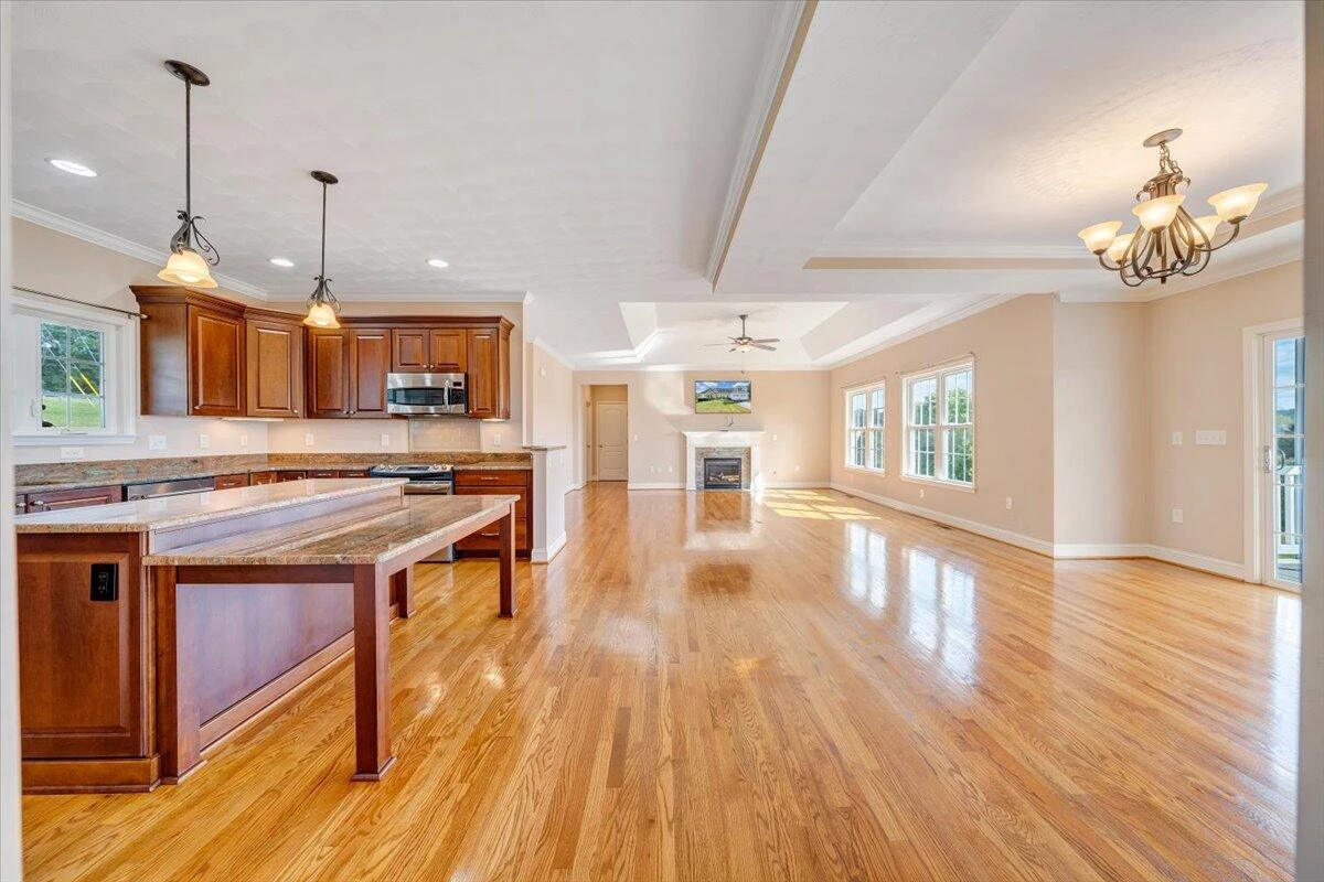 1989 Mountain View RD - Photo 16