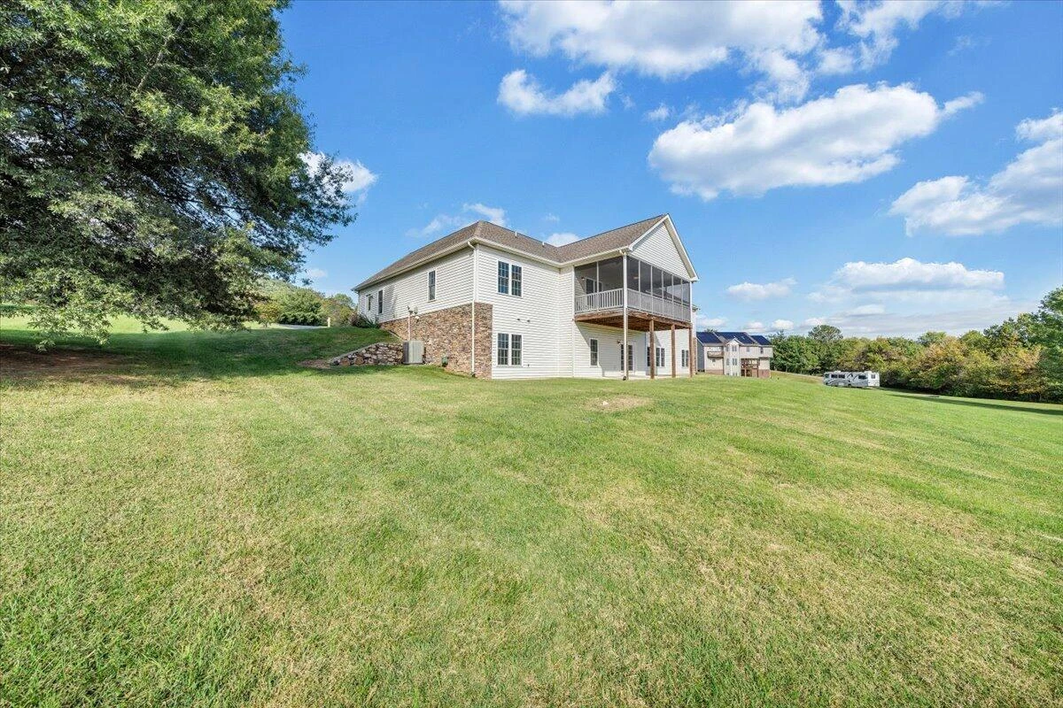 1989 Mountain View RD - Photo 69