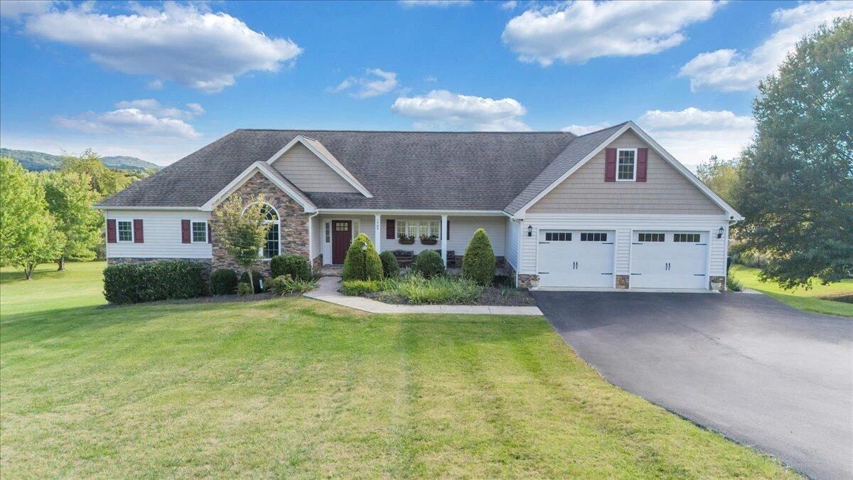 1989 Mountain View RD - Photo 89