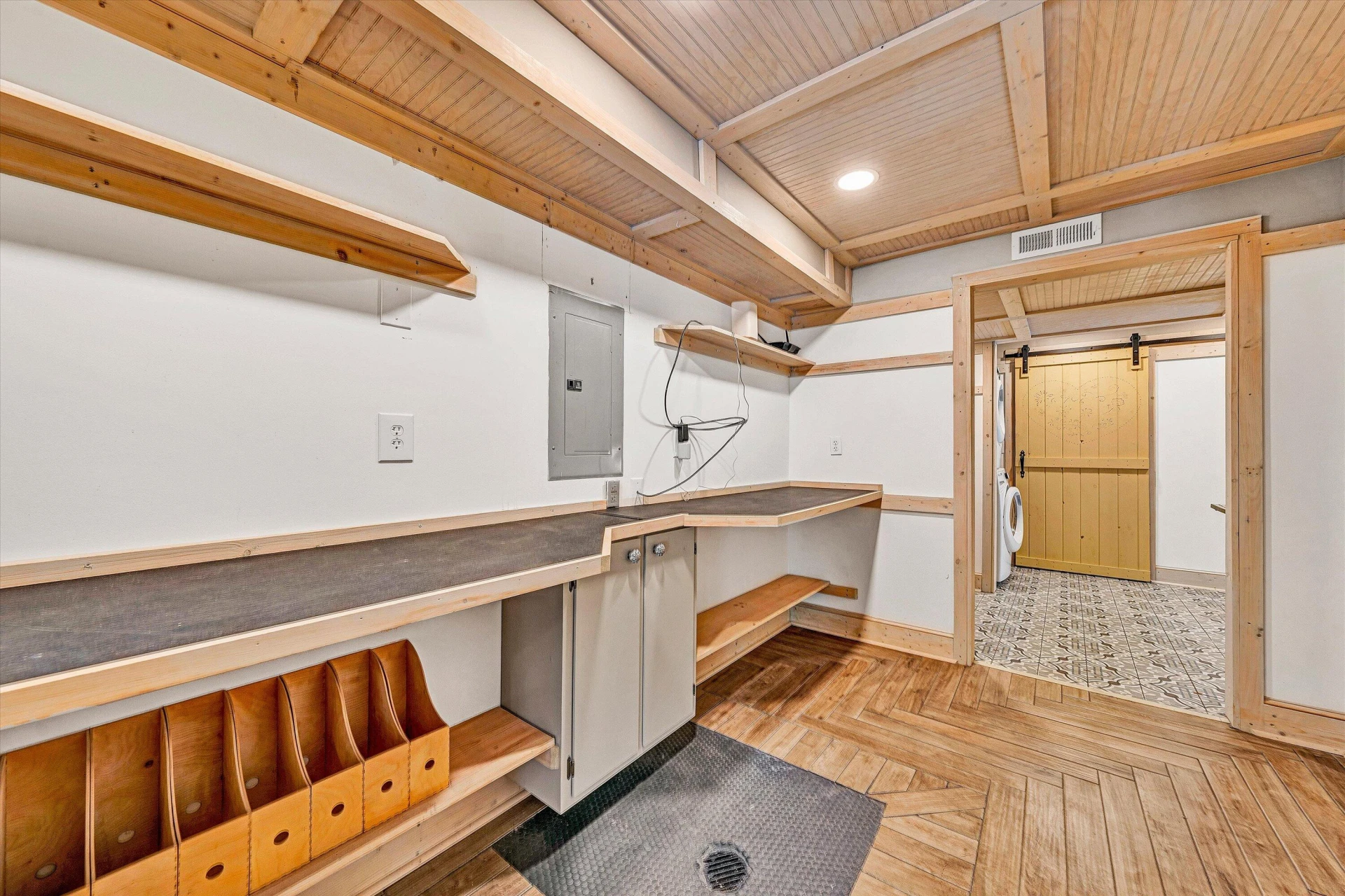 3561 Rutrough RD SE - Photo 12